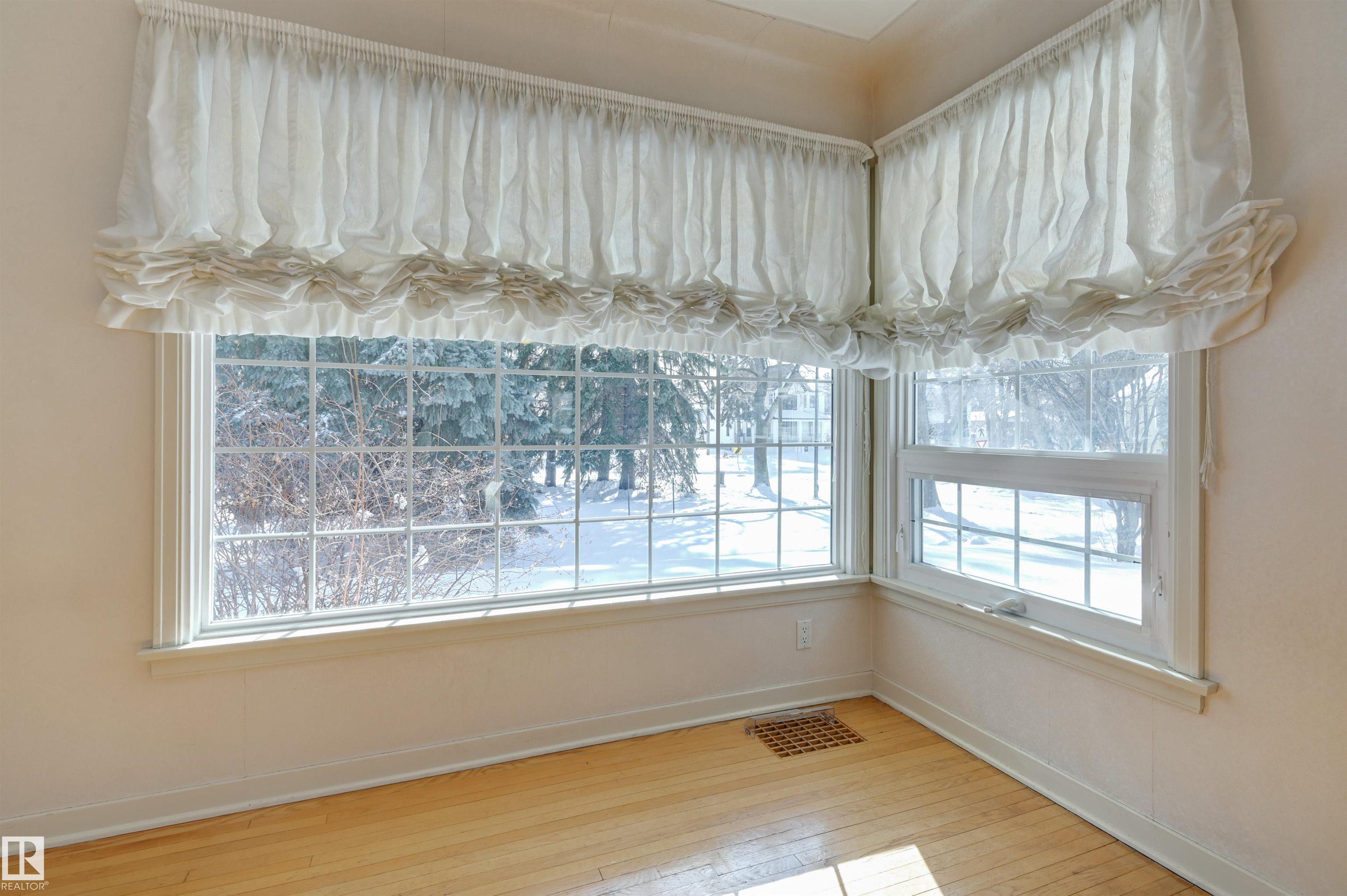 Photo 12 at 11115 60 Street NW, Highlands, Edmonton