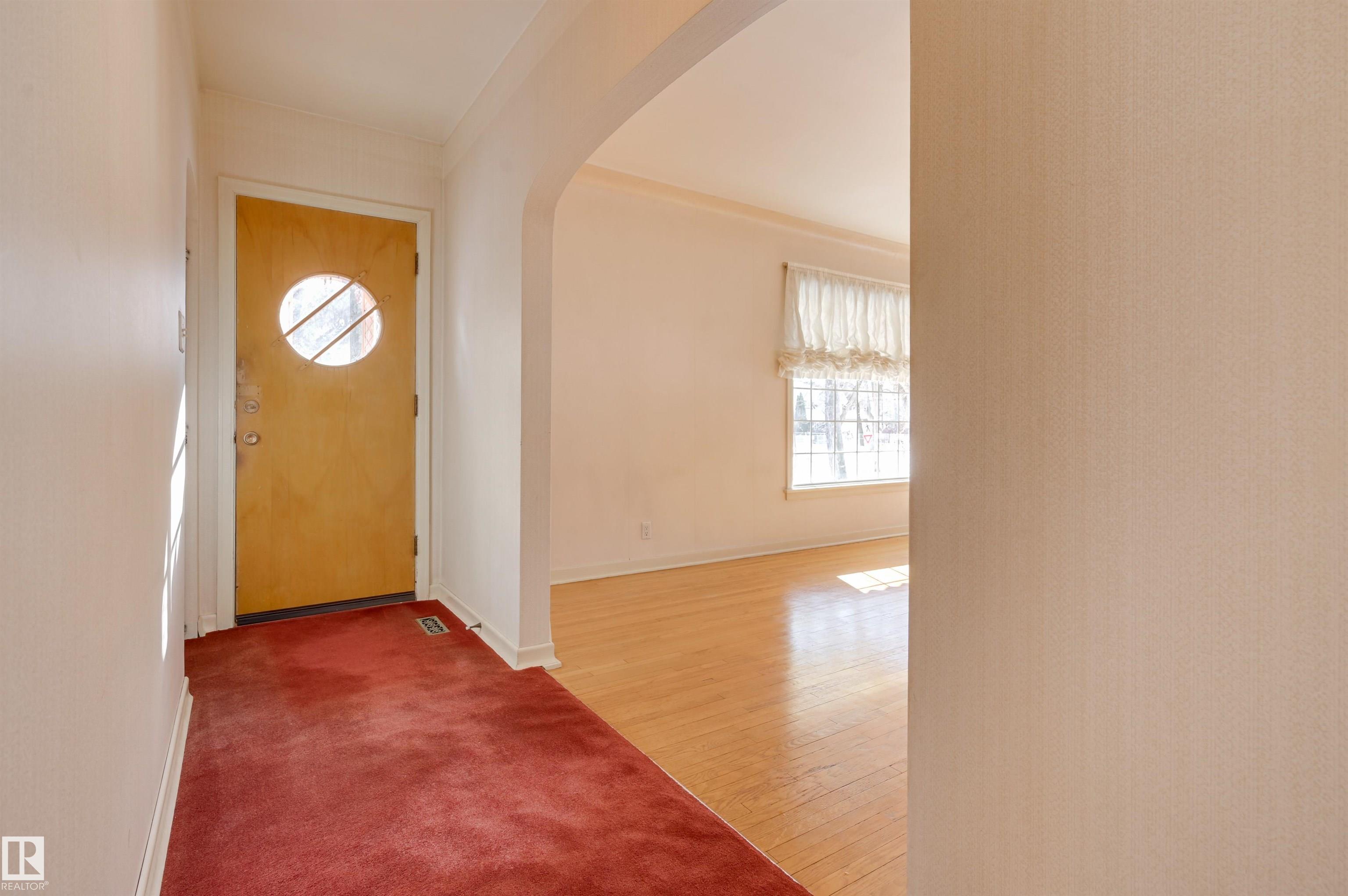 Photo 22 at 11115 60 Street NW, Highlands, Edmonton