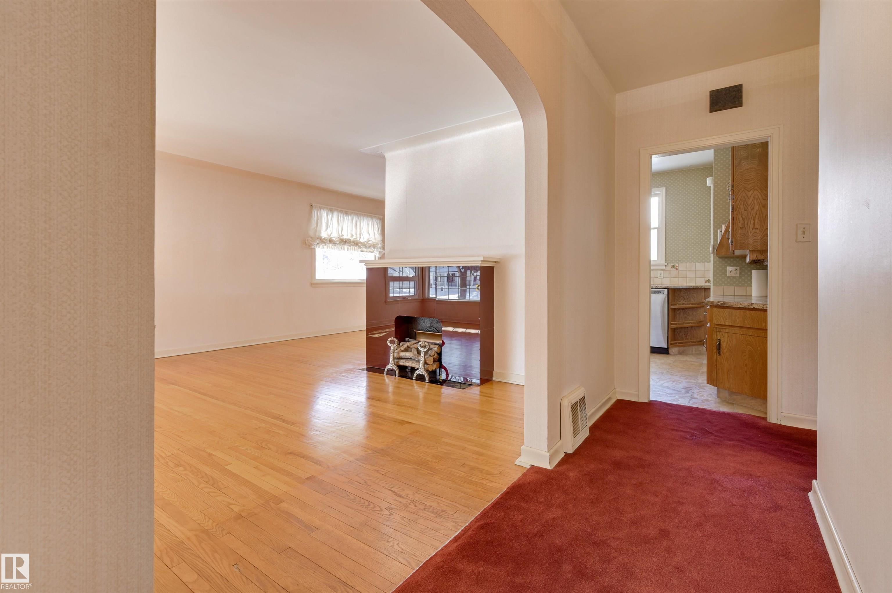 Photo 23 at 11115 60 Street NW, Highlands, Edmonton