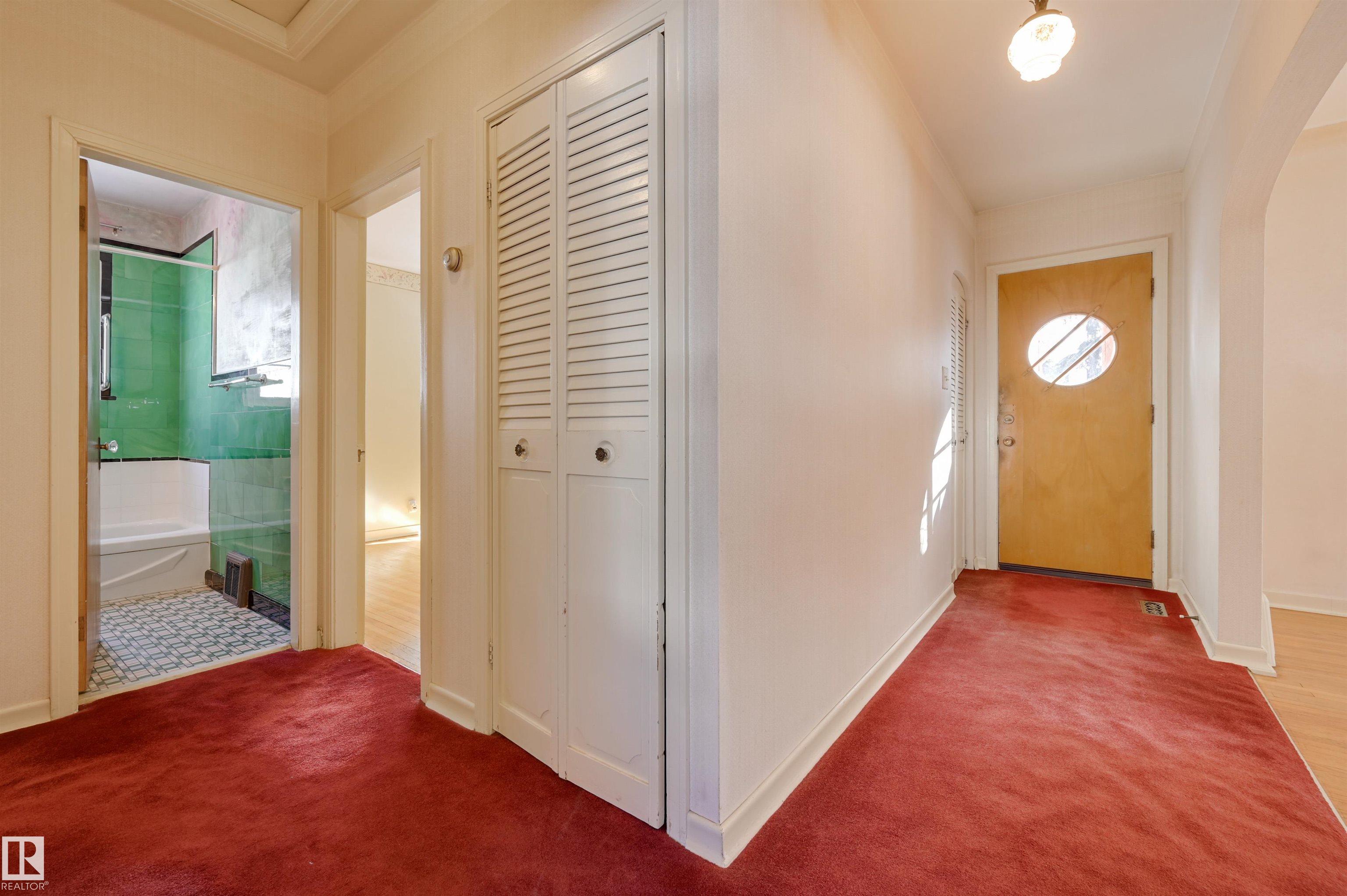 Photo 24 at 11115 60 Street NW, Highlands, Edmonton