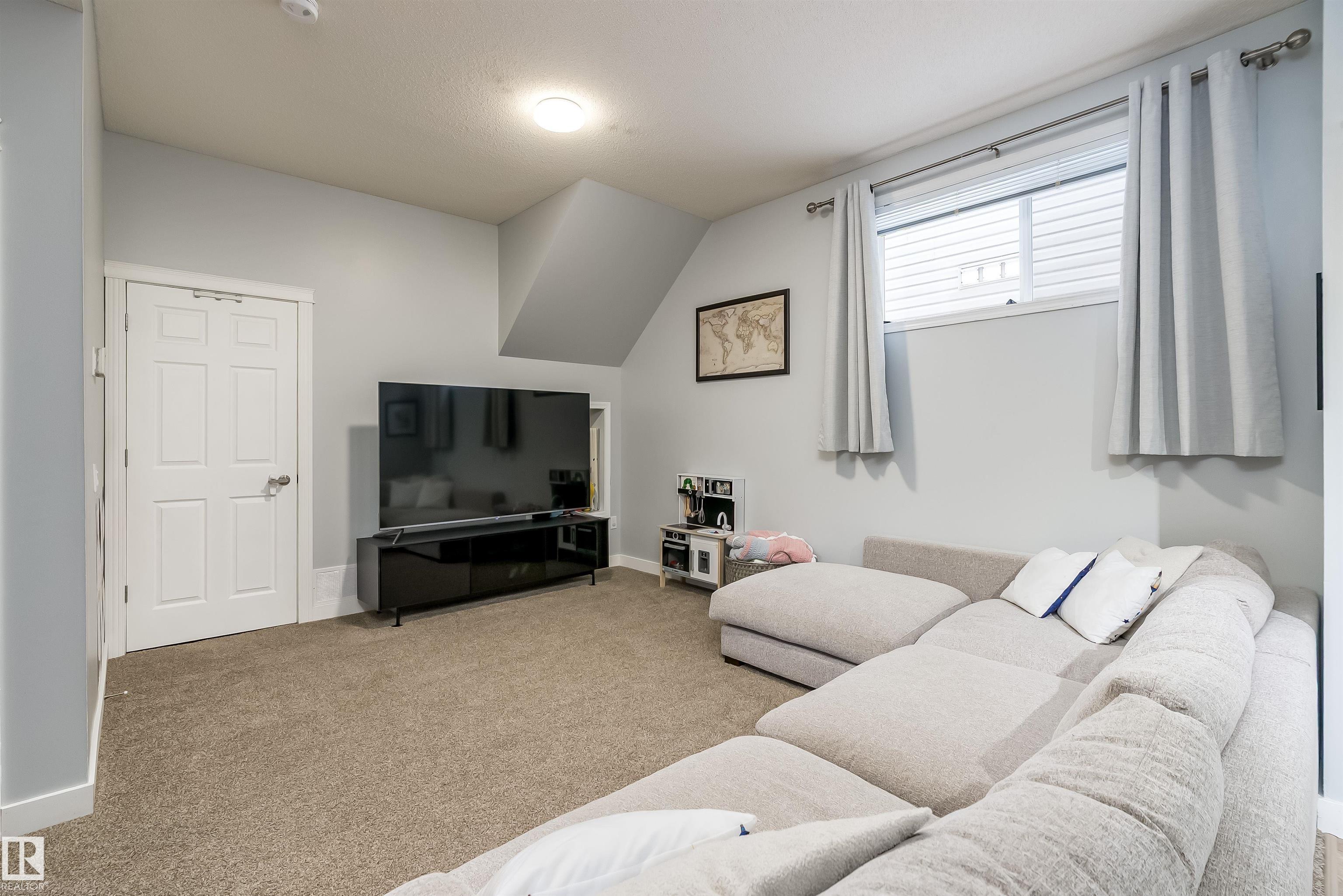 Photo 12 at 156 - 142 Selkirk Place, Suntree, Leduc