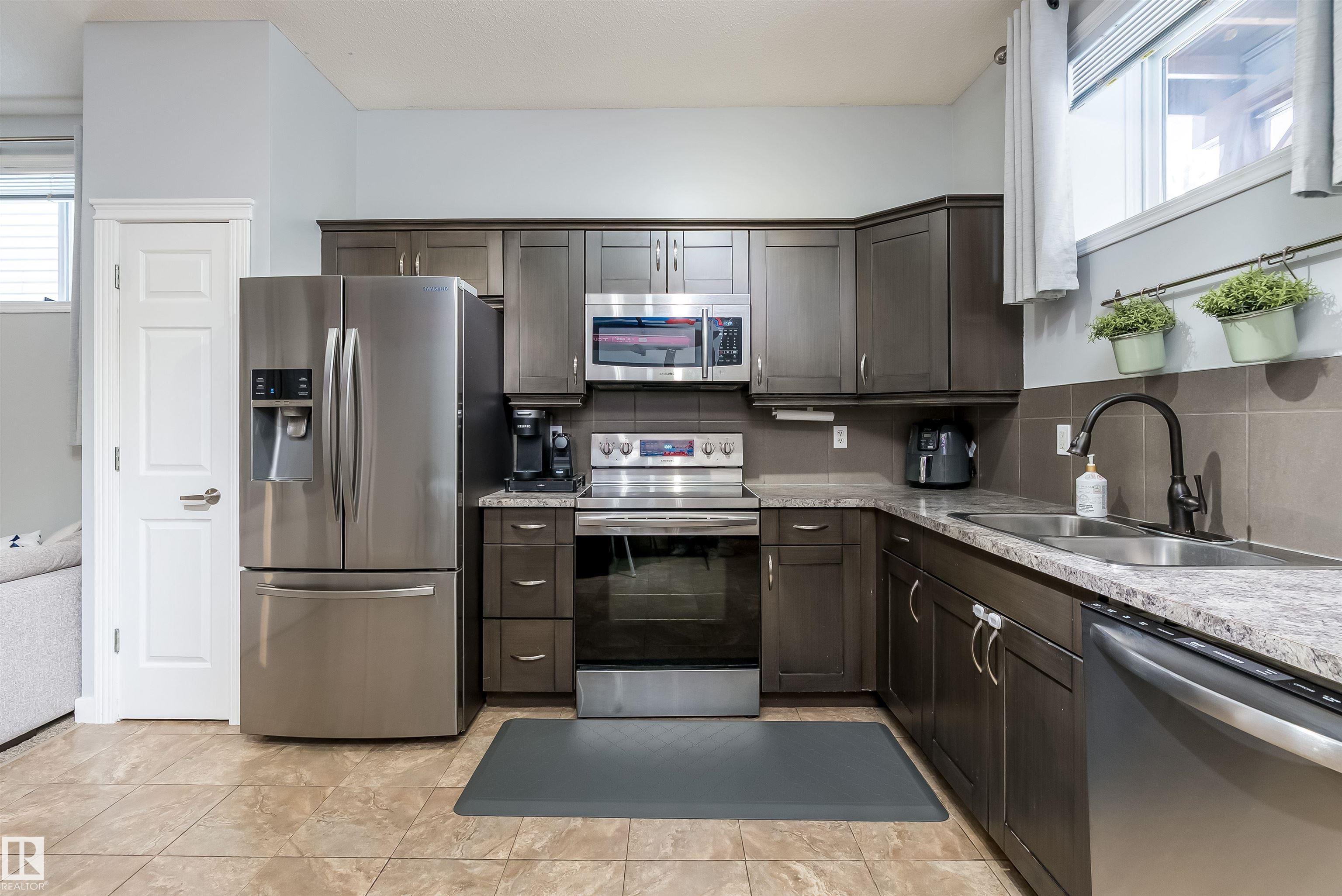 Photo 6 at 156 - 142 Selkirk Place, Suntree, Leduc