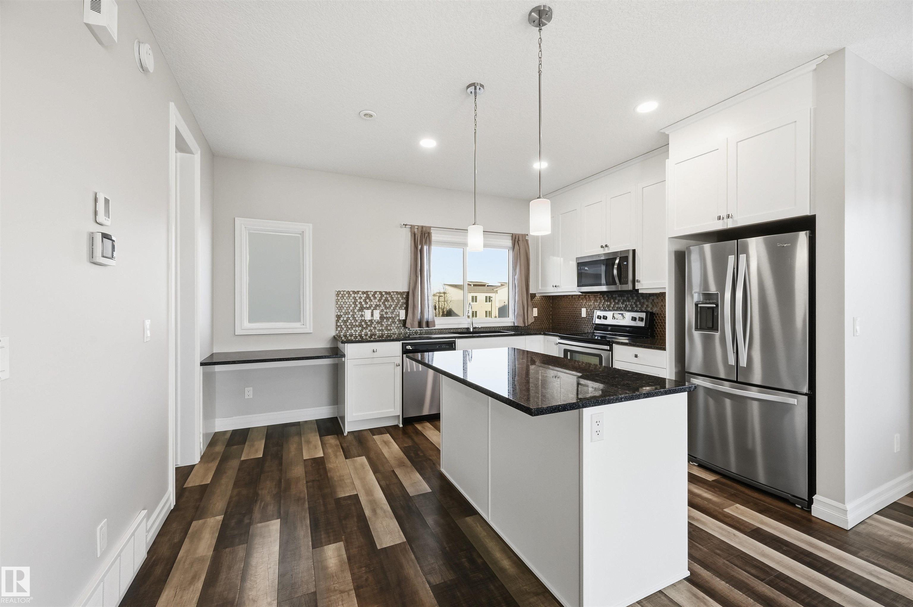 Photo 11 at 10 - 804 Welsh Drive SW, Walker, Edmonton