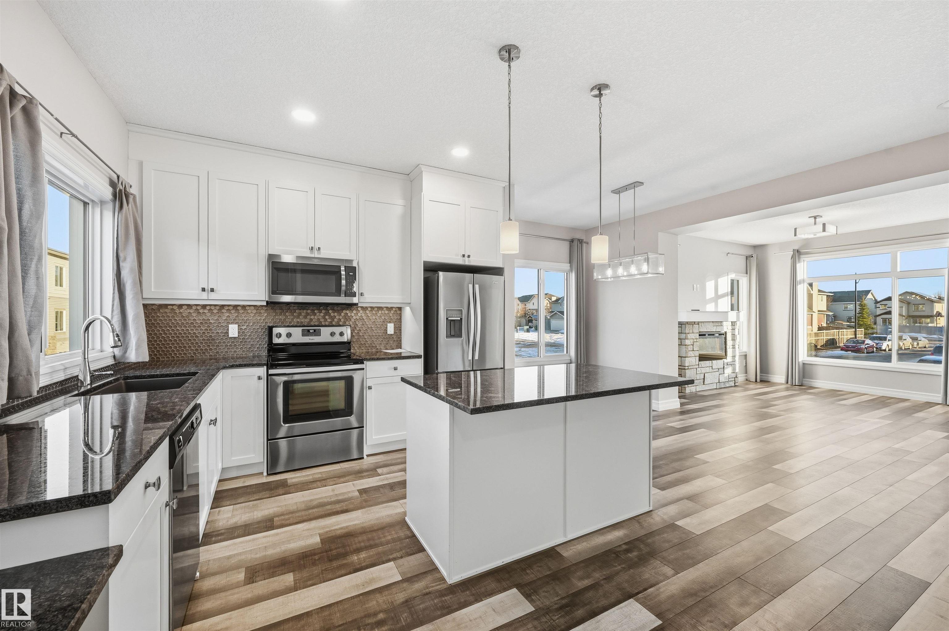 Photo 13 at 10 - 804 Welsh Drive SW, Walker, Edmonton