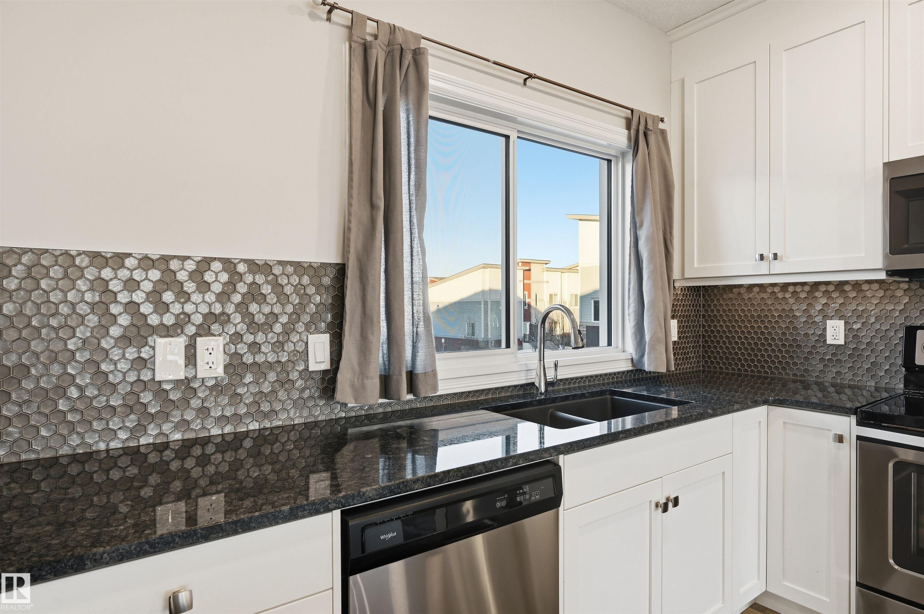 Photo 14 at 10 - 804 Welsh Drive SW, Walker, Edmonton