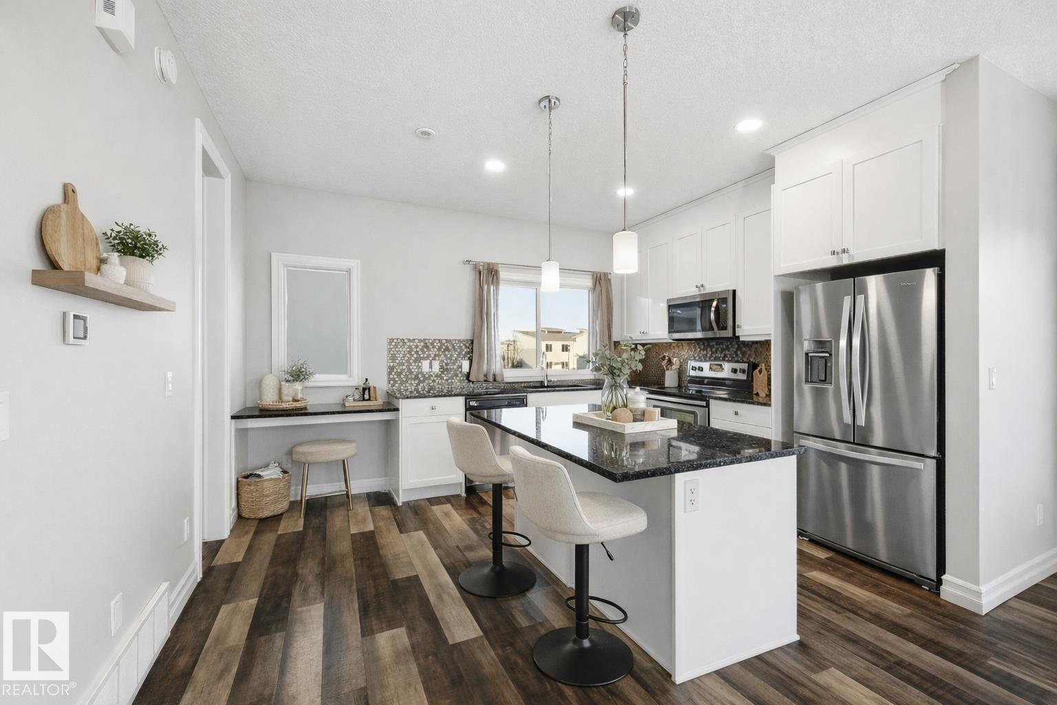 Photo 10 at 10 - 804 Welsh Drive SW, Walker, Edmonton