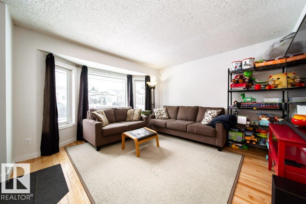 Photo 6 at 15626 84 Street NW, Belle Rive, Edmonton