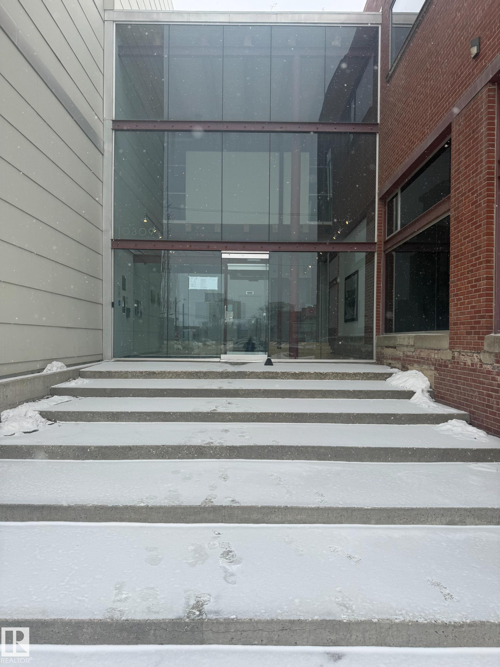 Photo 2 at 212 - 10309 107 Street NW, Downtown, Edmonton