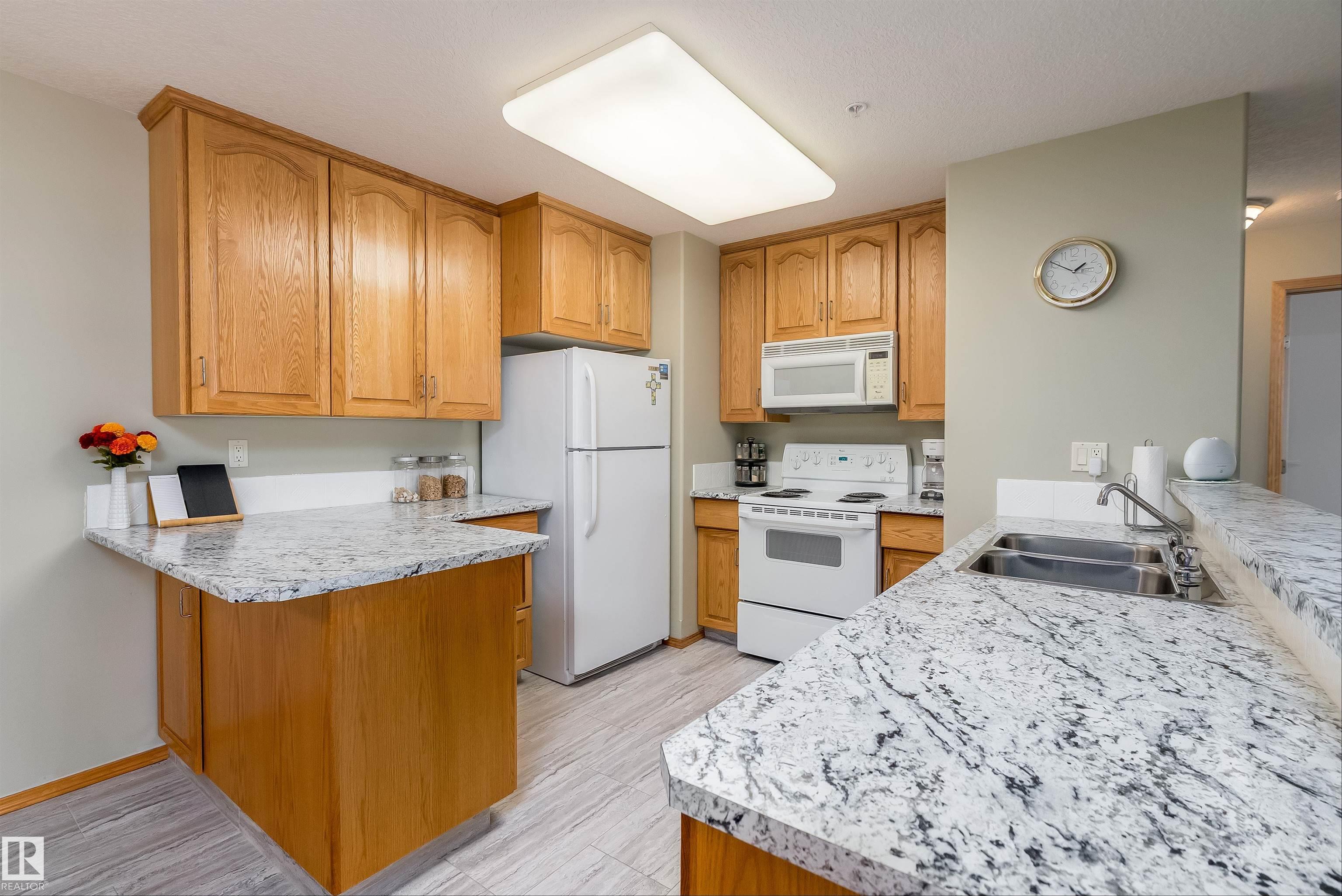 Photo 9 at 203 - 4604 48a Street, Alexandra Park, Leduc