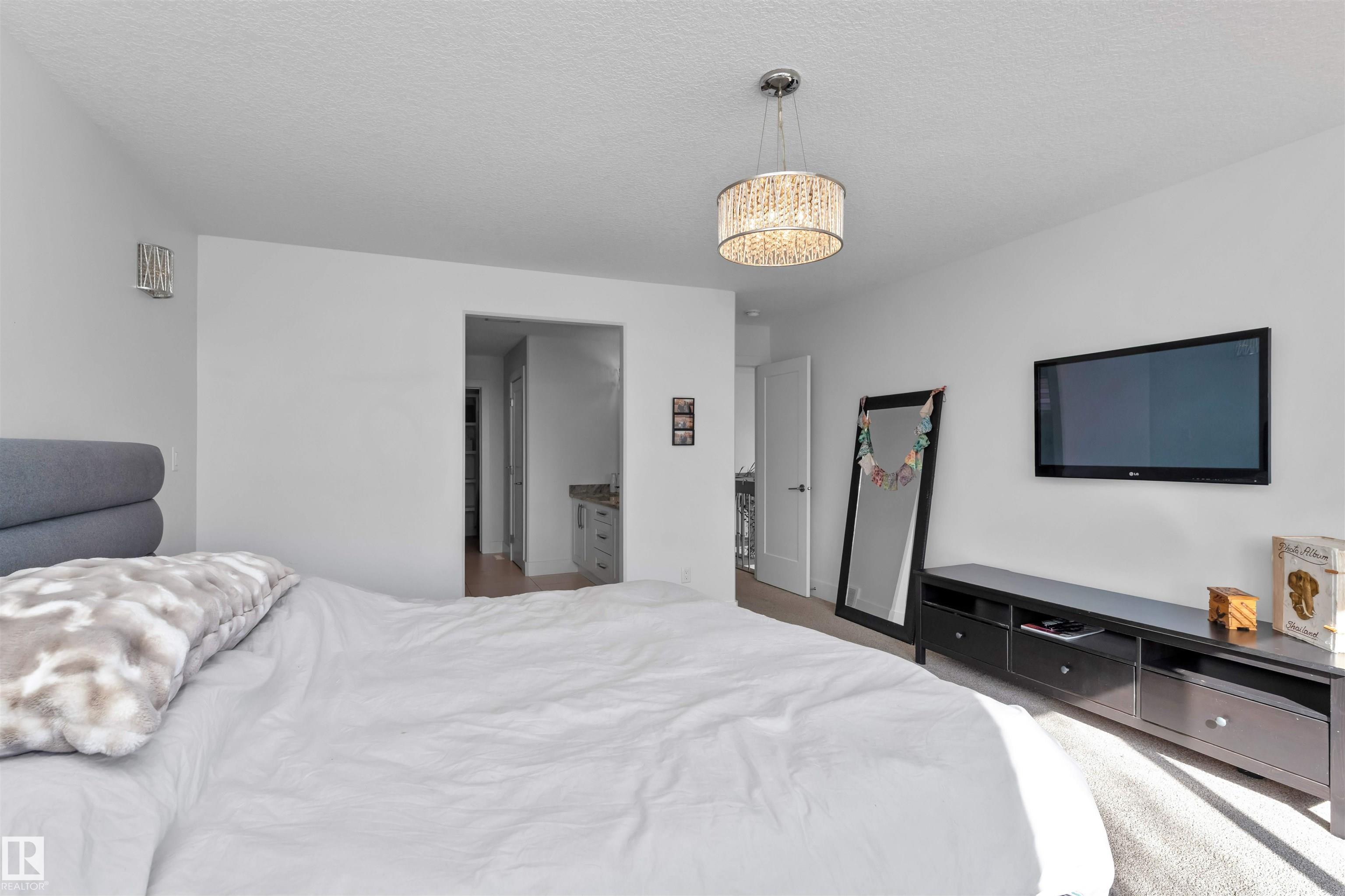 Photo 25 at 2009 Blue Jay crest NW, Starling, Edmonton