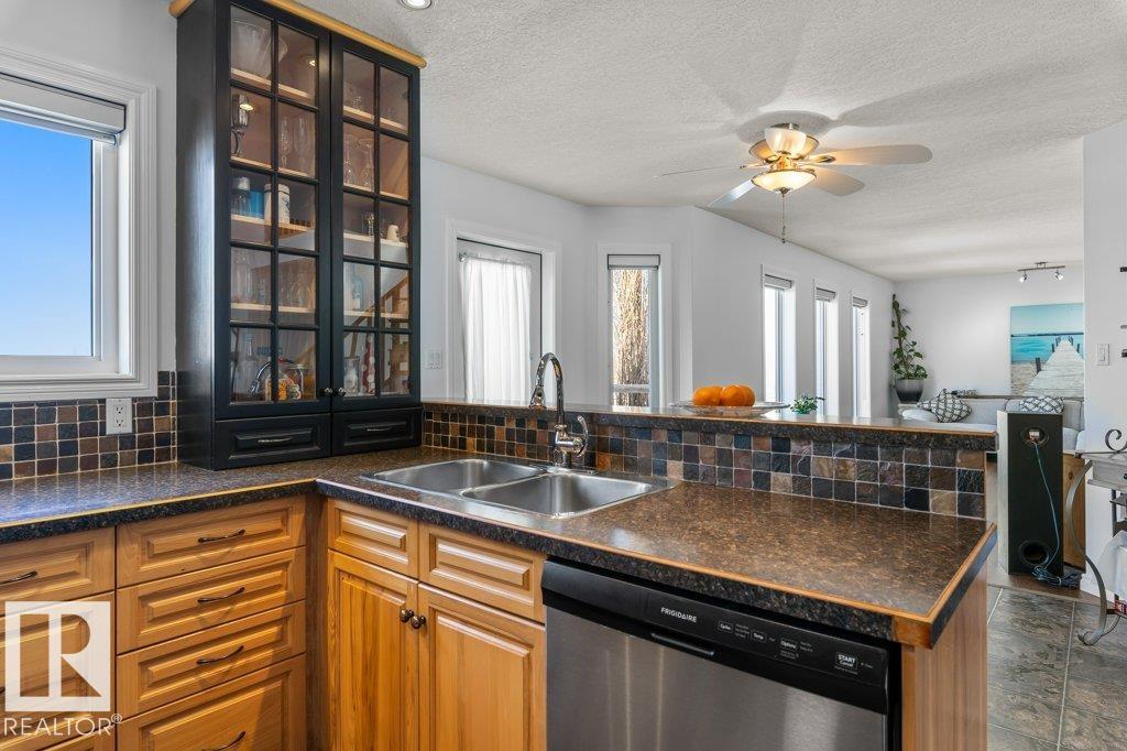 Photo 13 at 7908 97 Street, Morinville