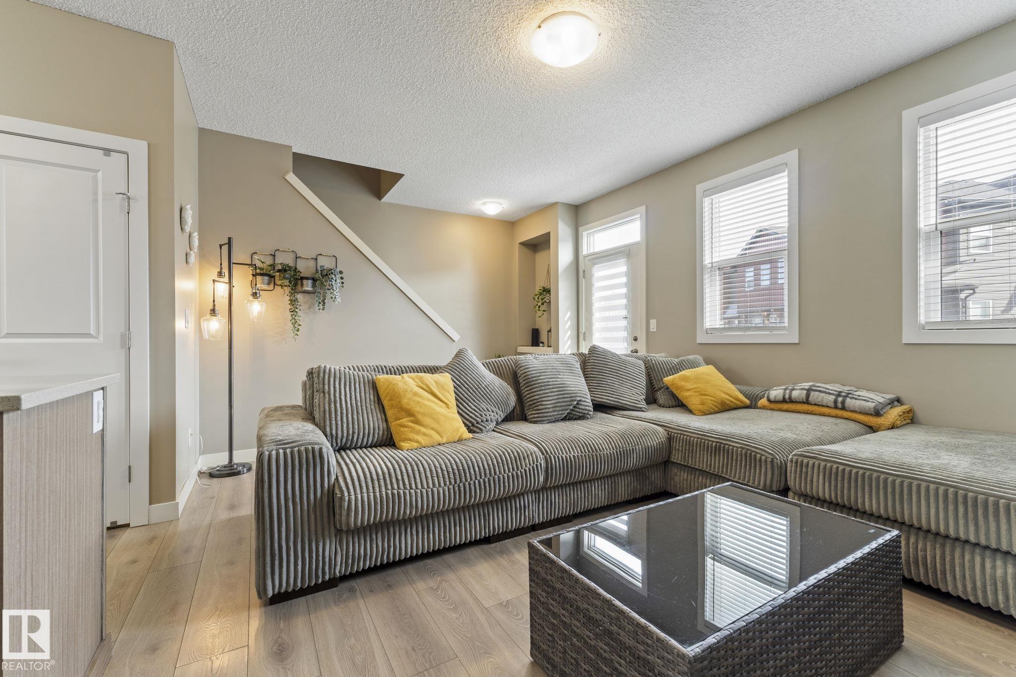 Photo 4 at 27 - 16903 68 Street NW, Schonsee, Edmonton