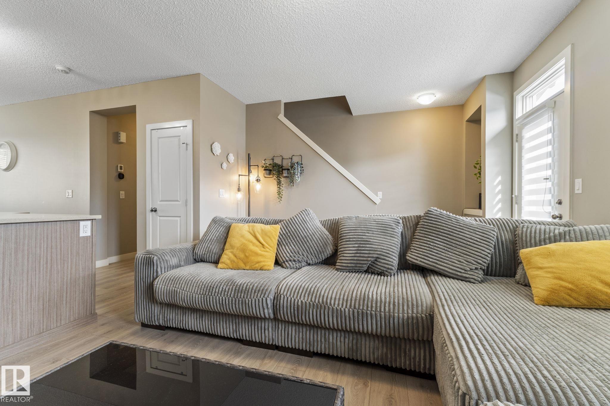 Photo 5 at 27 - 16903 68 Street NW, Schonsee, Edmonton