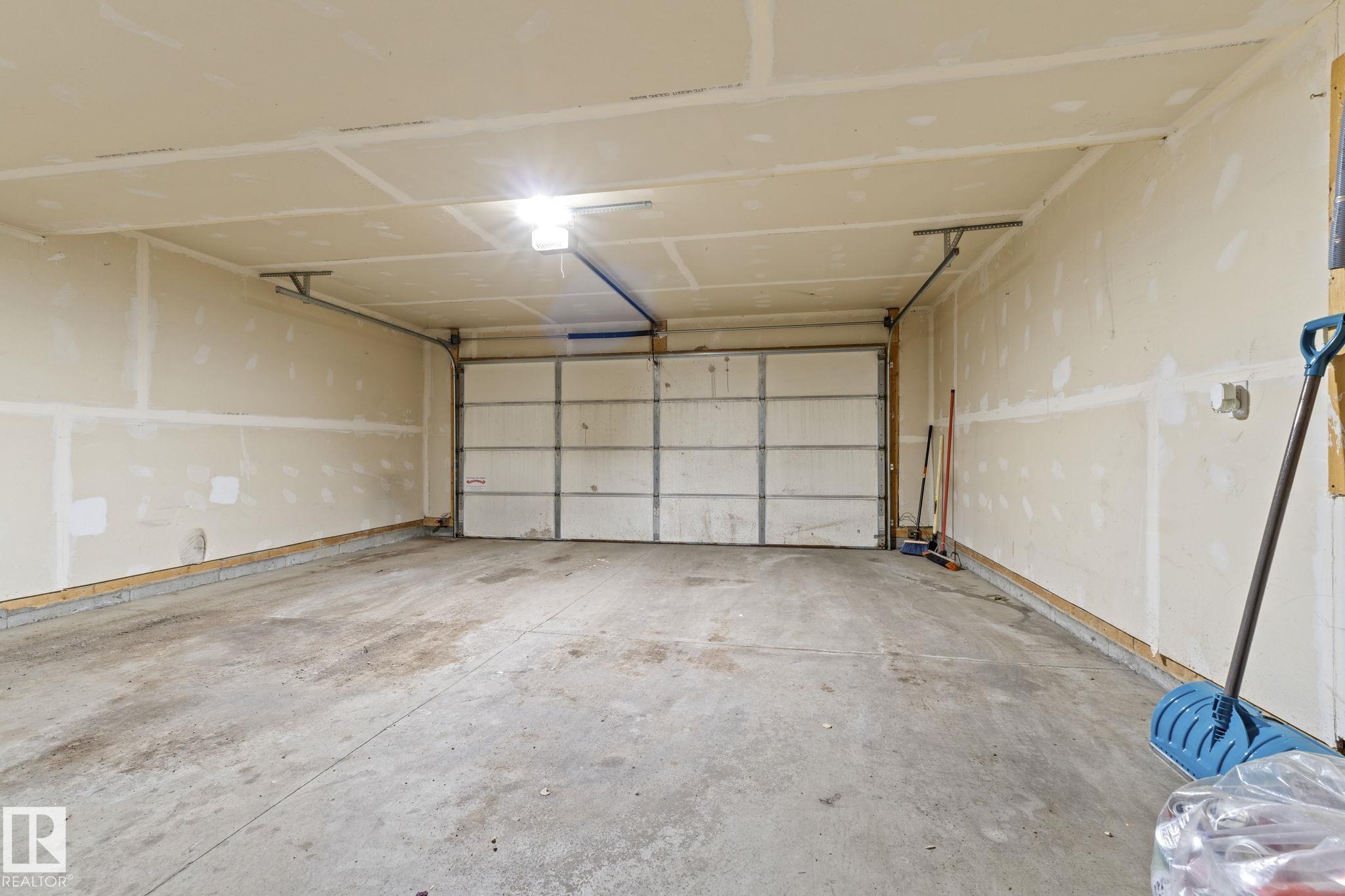 Photo 44 at 27 - 16903 68 Street NW, Schonsee, Edmonton