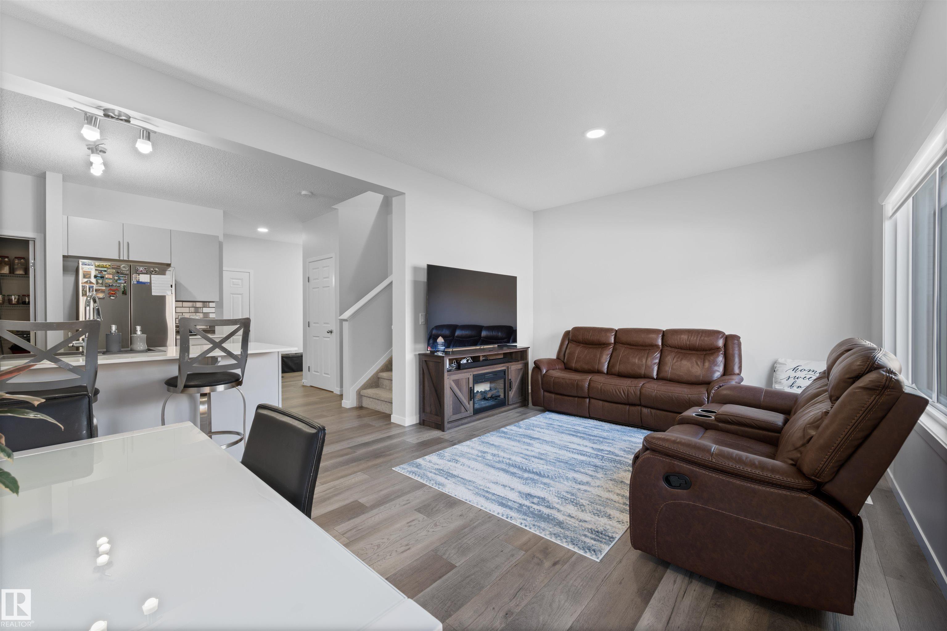 Photo 11 at 22646 99a Avenue NW, Secord, Edmonton