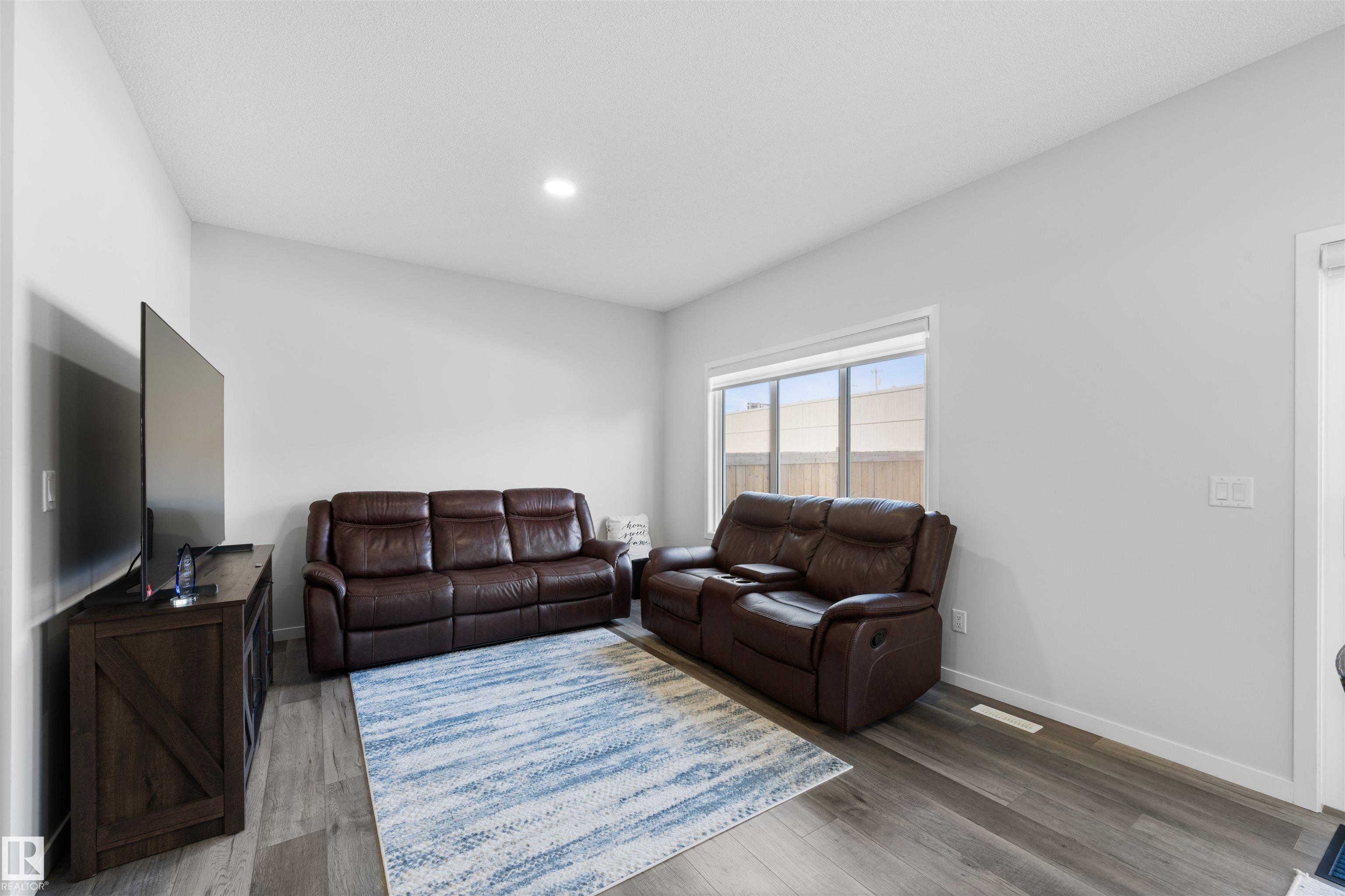 Photo 12 at 22646 99a Avenue NW, Secord, Edmonton