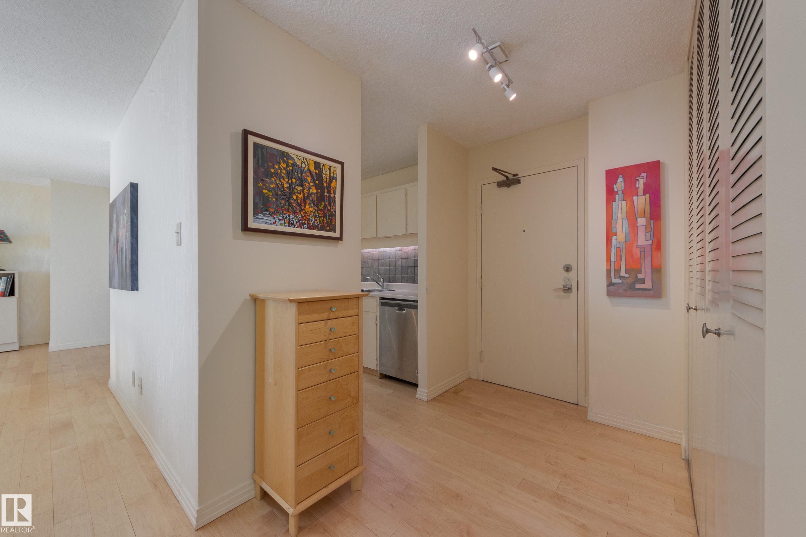 Picture for #306 12121 JASPER AV NW