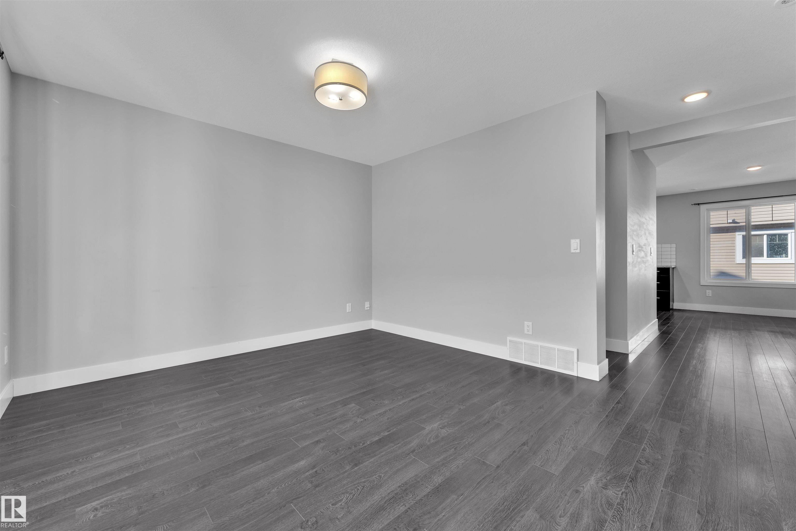 Photo 3 at #38 1508 105 Street NW, Bearspaw, Edmonton