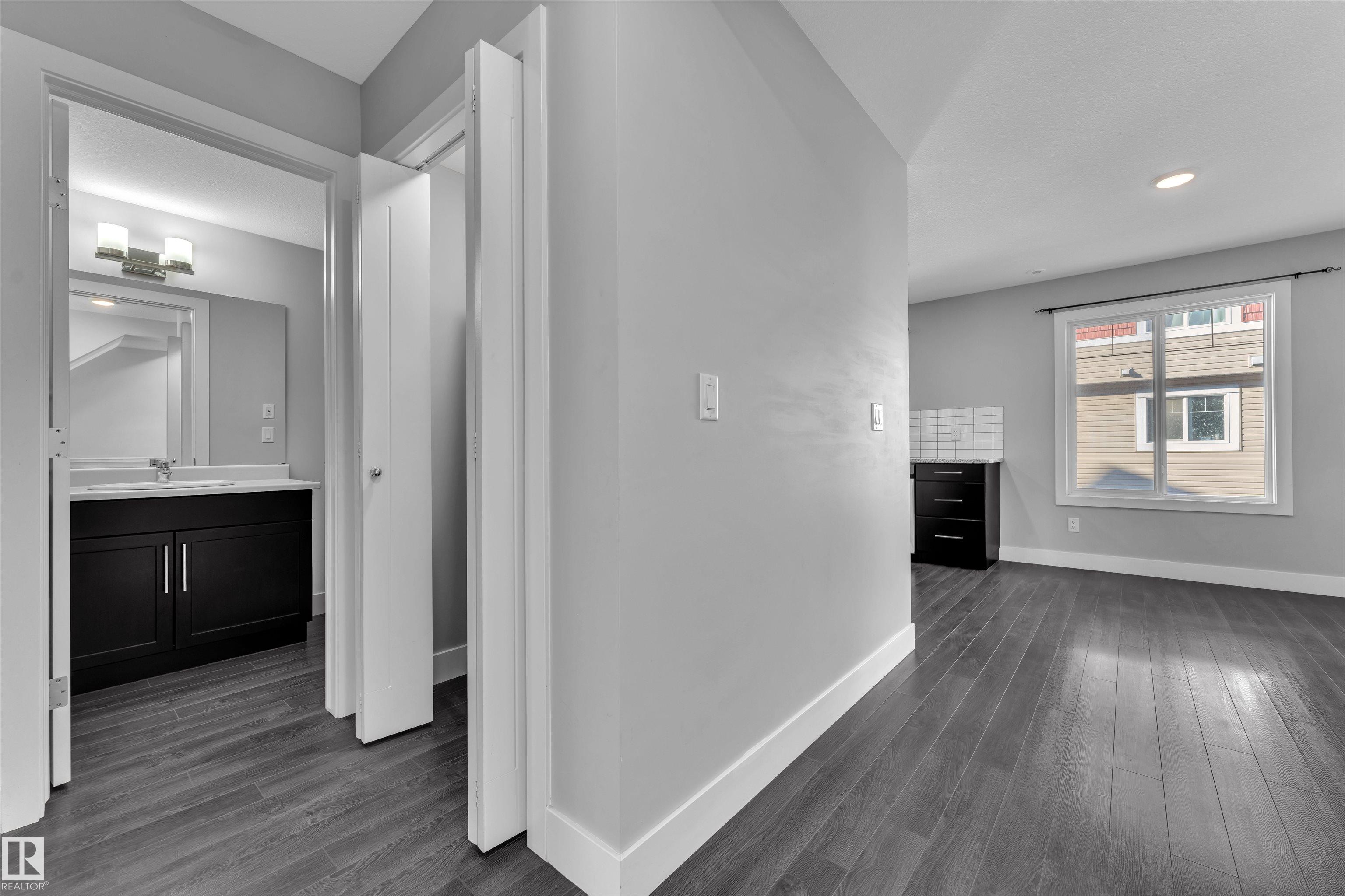 Photo 4 at #38 1508 105 Street NW, Bearspaw, Edmonton