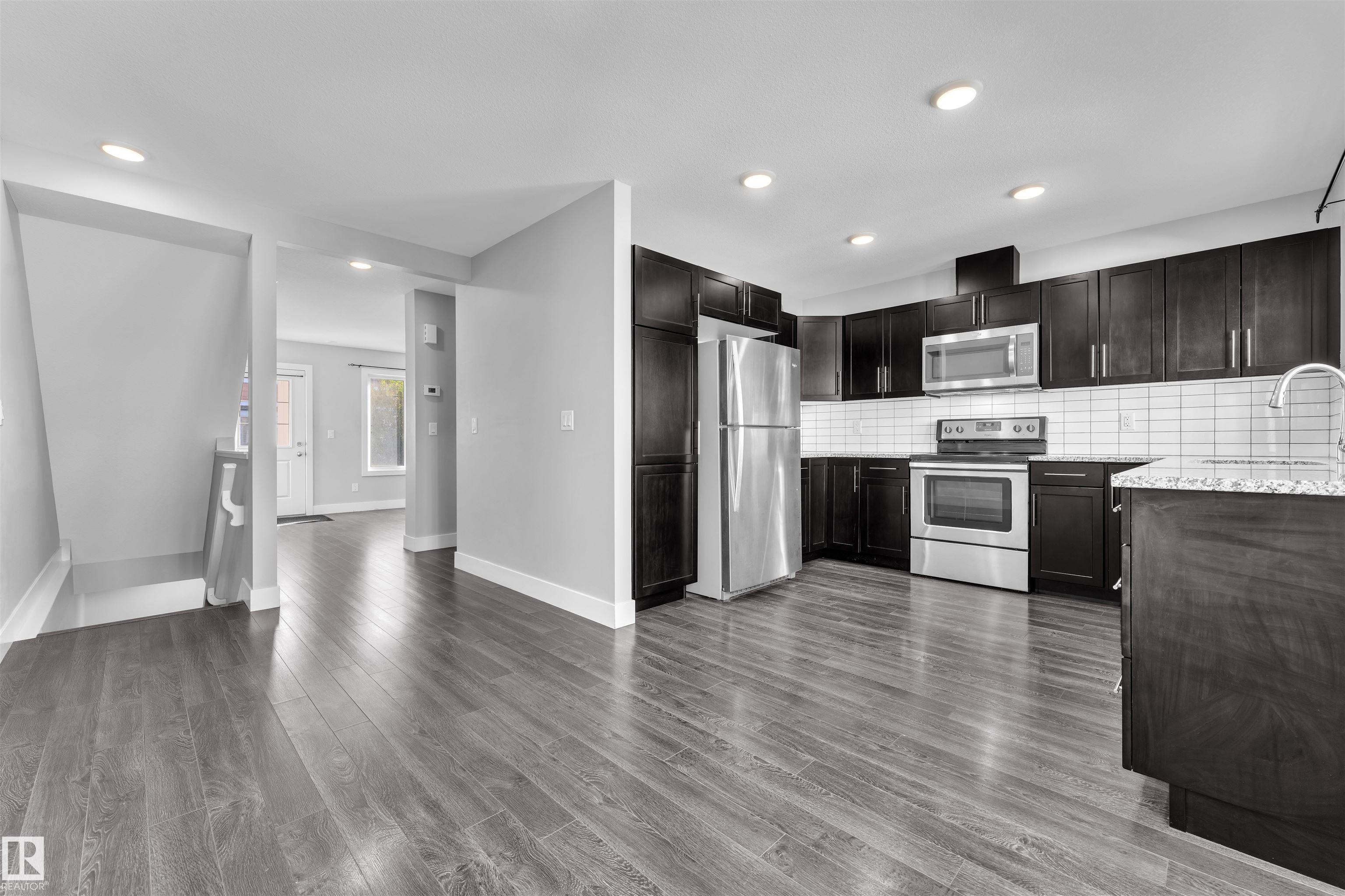 Photo 6 at #38 1508 105 Street NW, Bearspaw, Edmonton