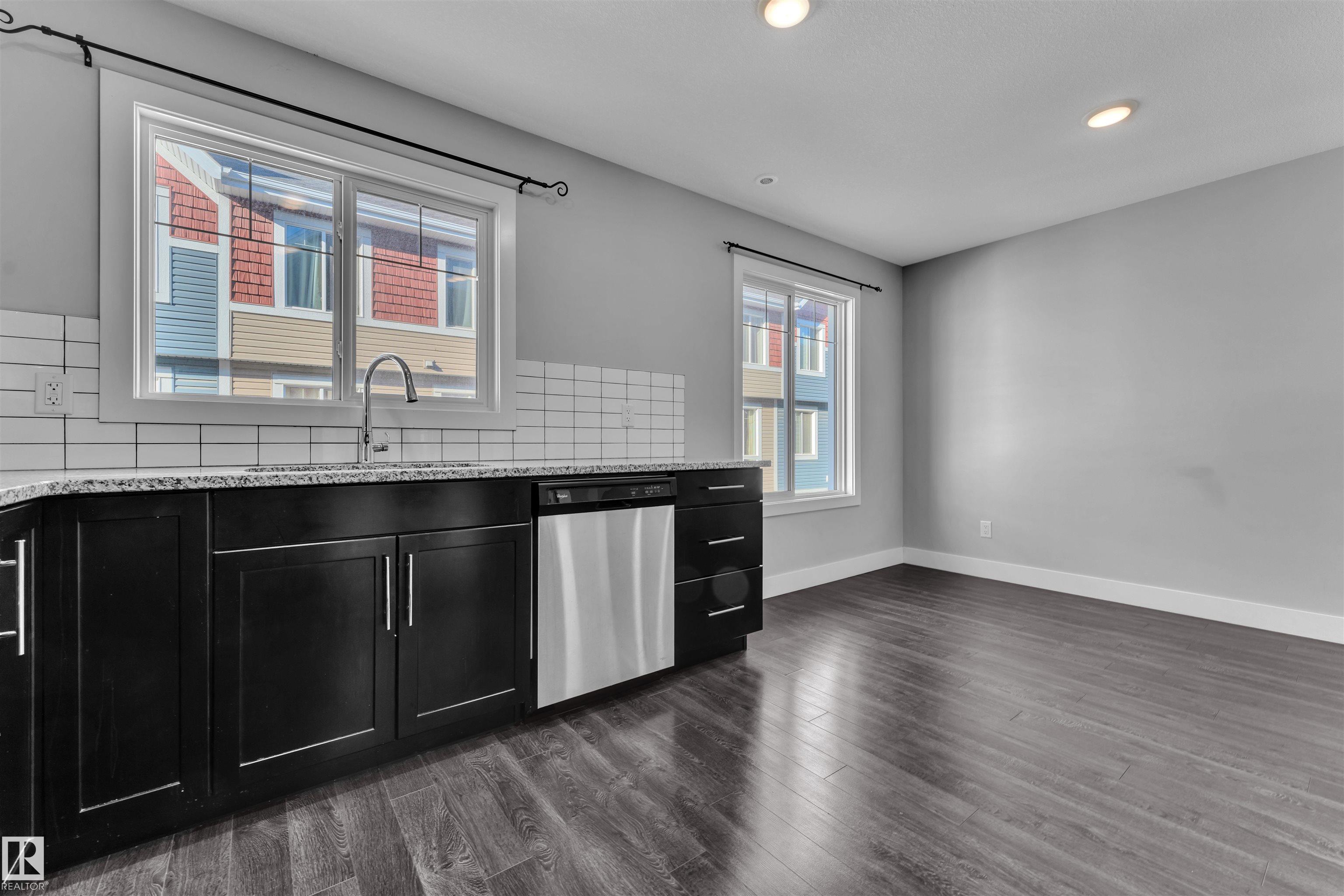 Photo 8 at #38 1508 105 Street NW, Bearspaw, Edmonton