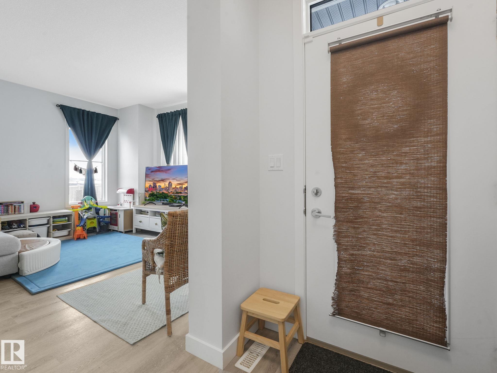 Photo 13 at 1404 Podersky Link SW, Paisley, Edmonton