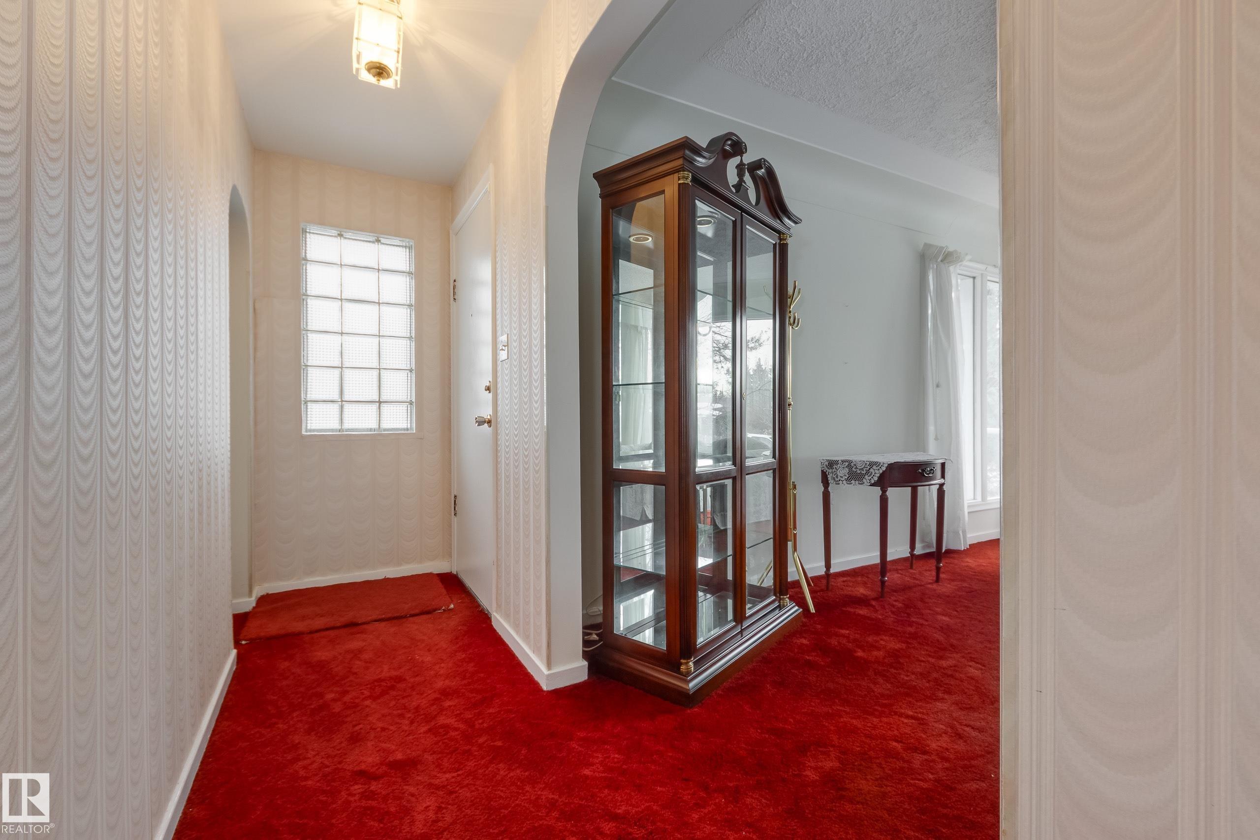 13707 102 Avenue NW, Glenora, Edmonton