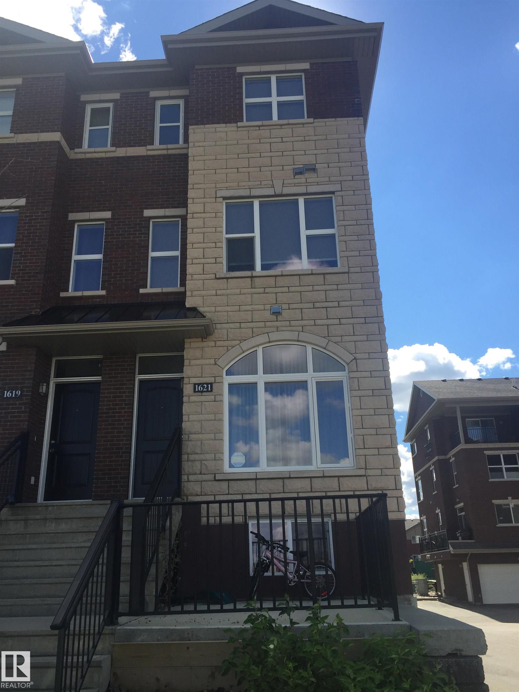 1621 Cunningham Way SW, Callaghan, Edmonton photo number 2