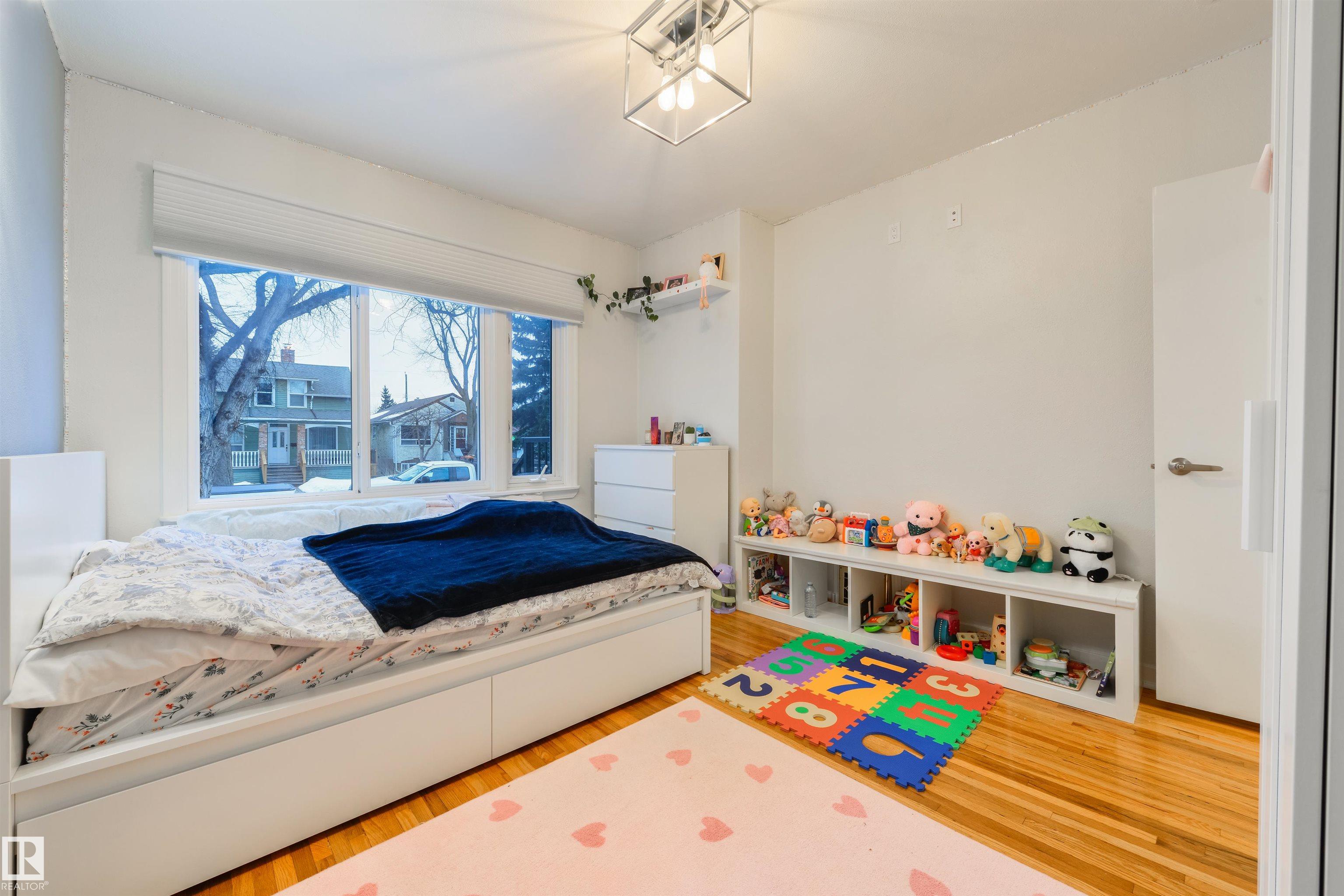 Photo 12 at 11208 66 Street NW, Highlands, Edmonton