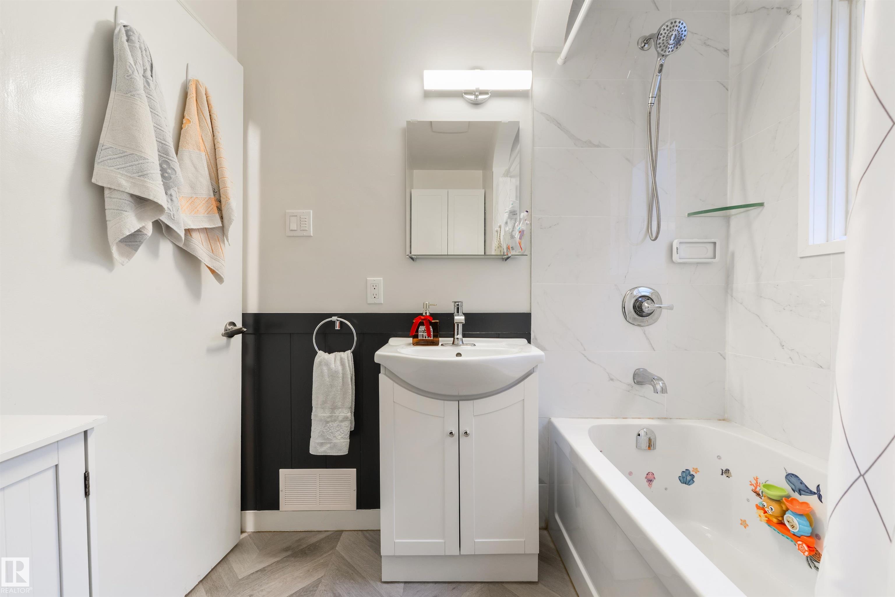 Photo 15 at 11208 66 Street NW, Highlands, Edmonton