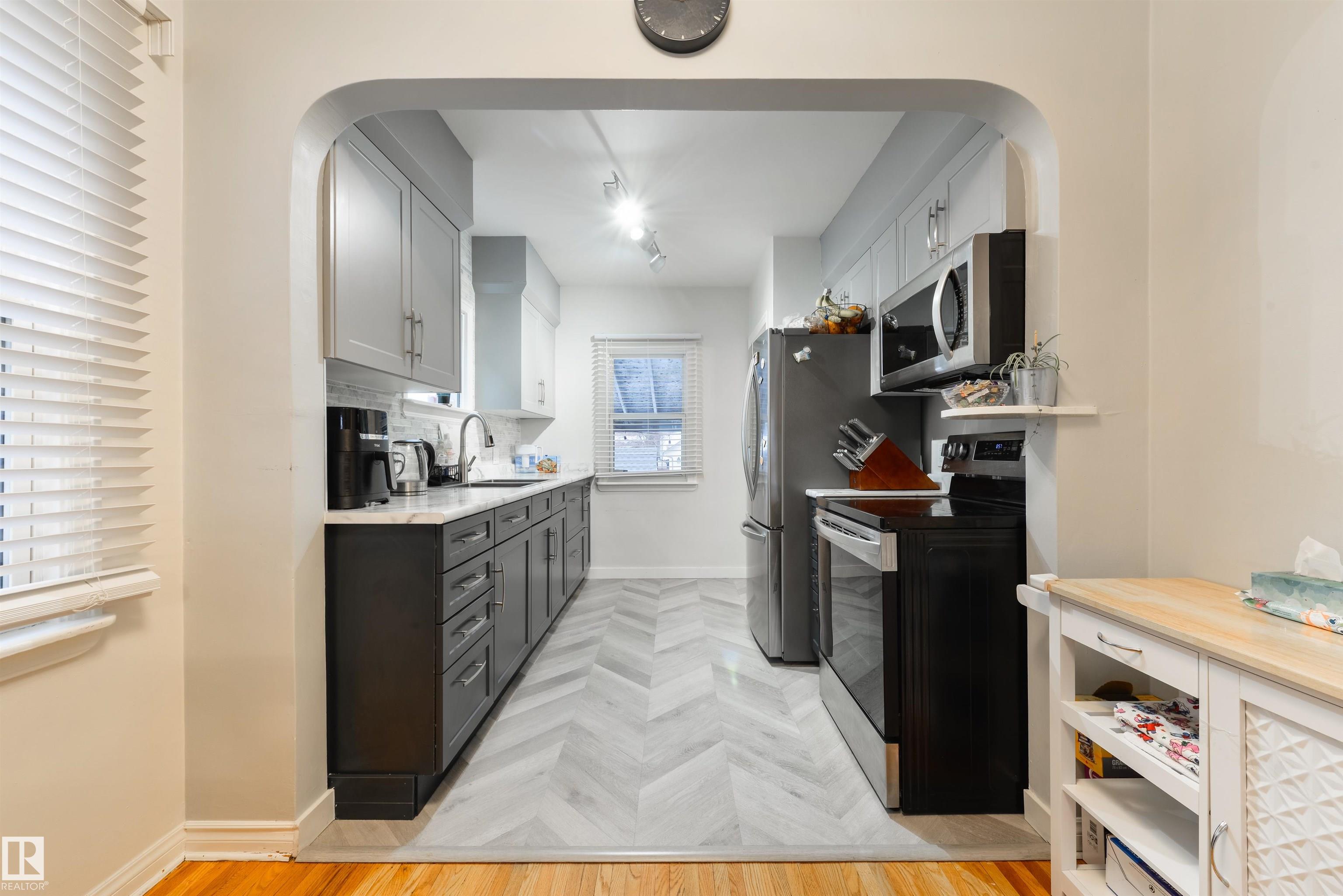 Photo 6 at 11208 66 Street NW, Highlands, Edmonton