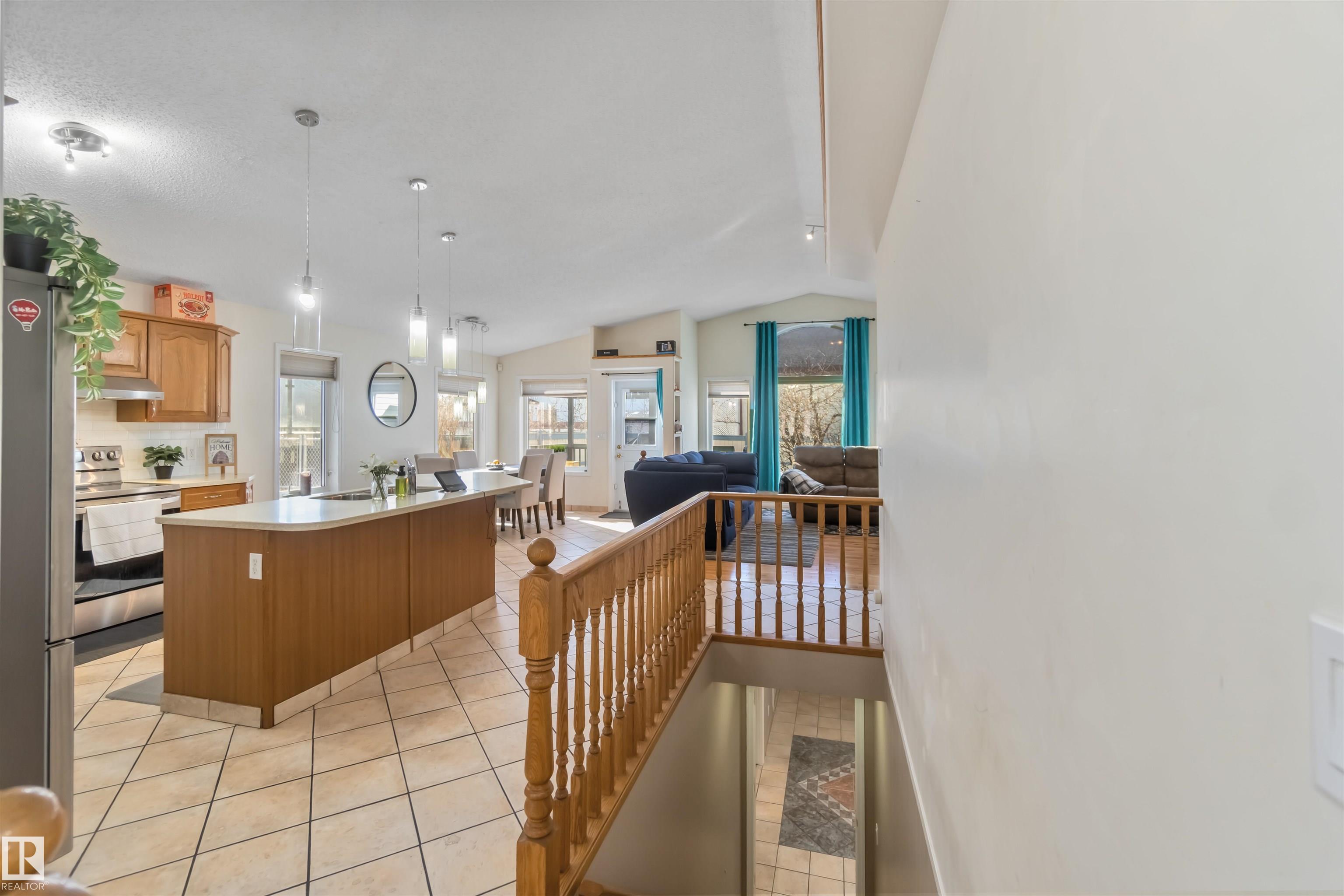 Photo 18 at 16012 78 Street NW, Mayliewan, Edmonton