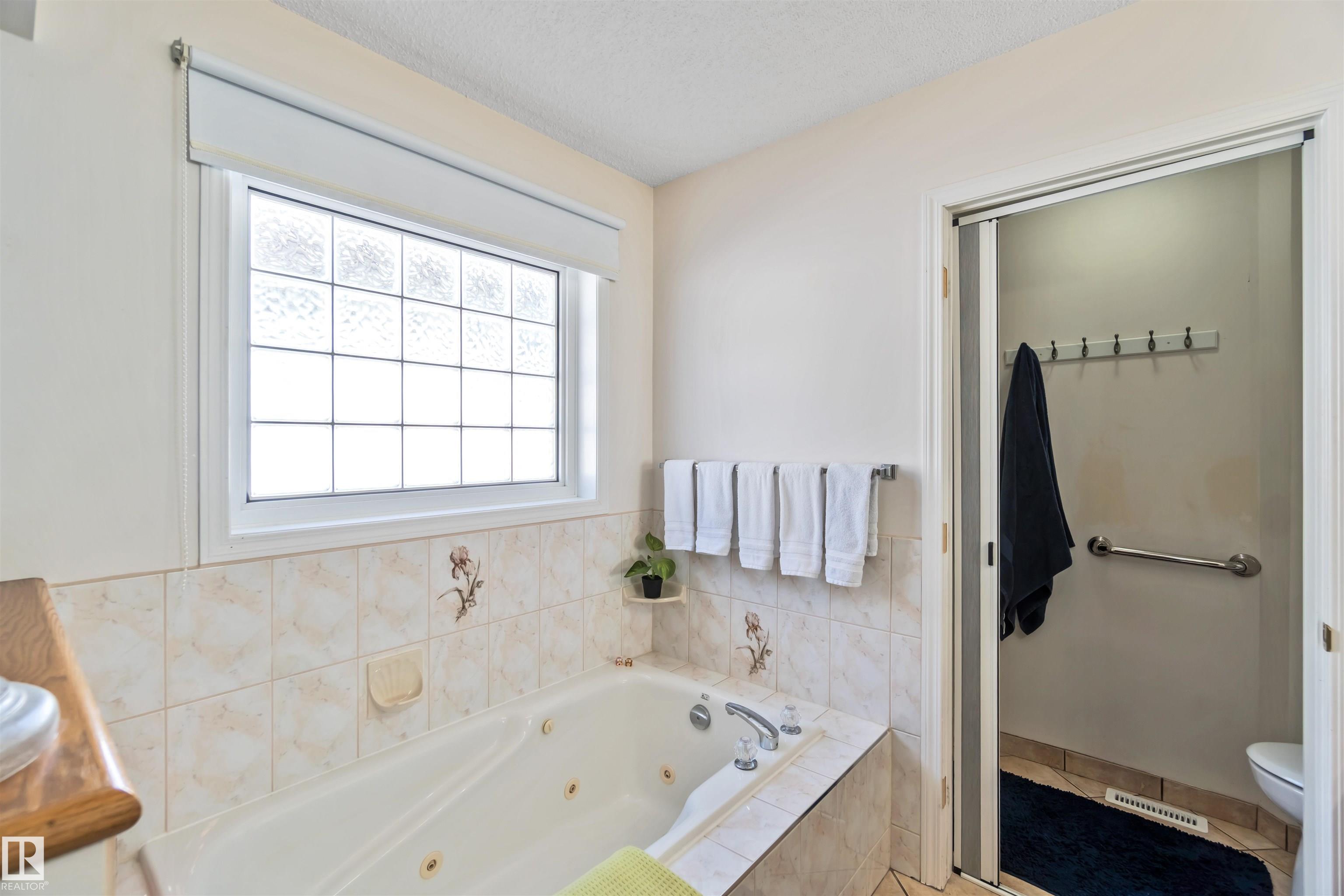 Photo 29 at 16012 78 Street NW, Mayliewan, Edmonton