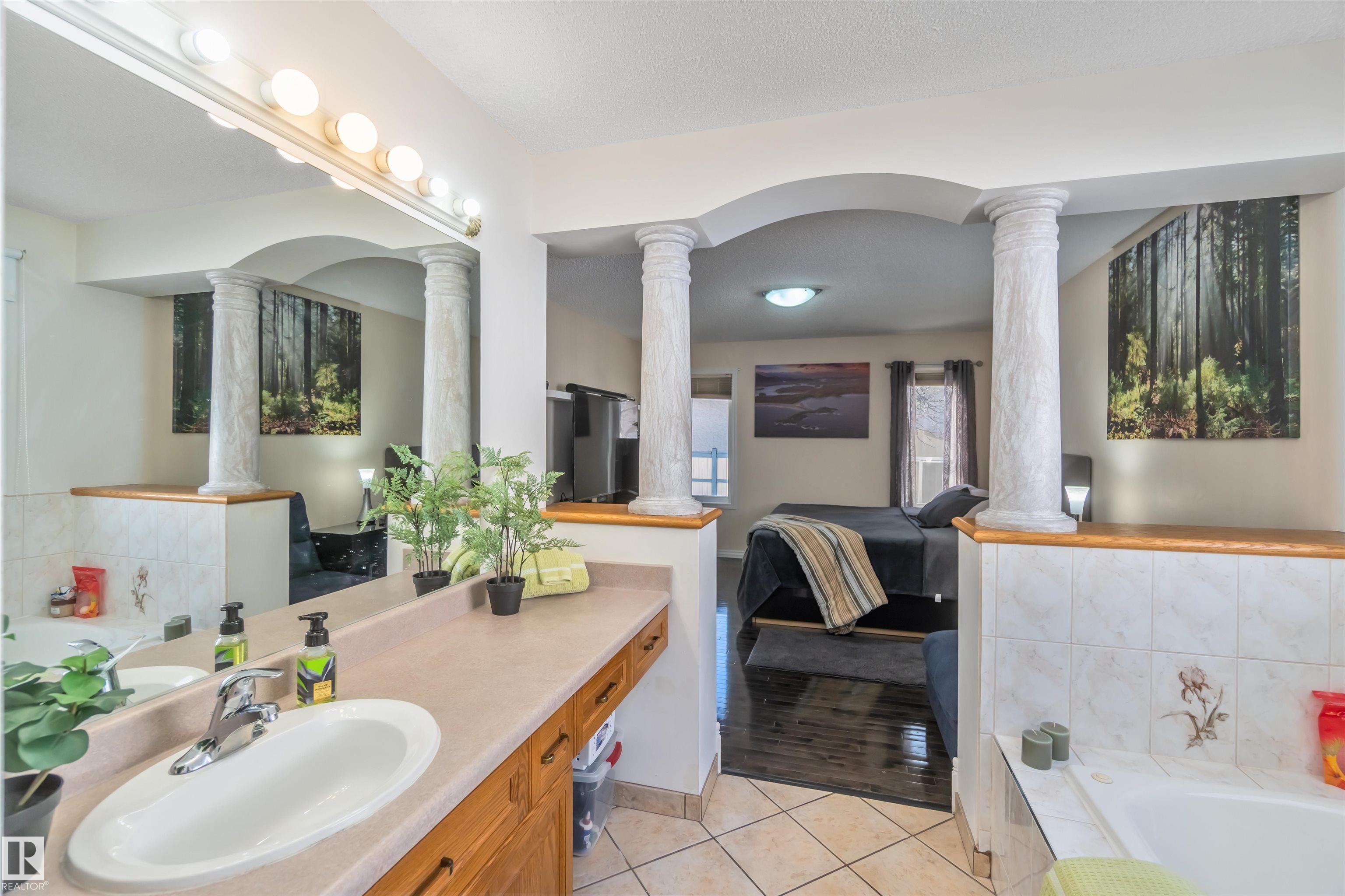 Photo 30 at 16012 78 Street NW, Mayliewan, Edmonton