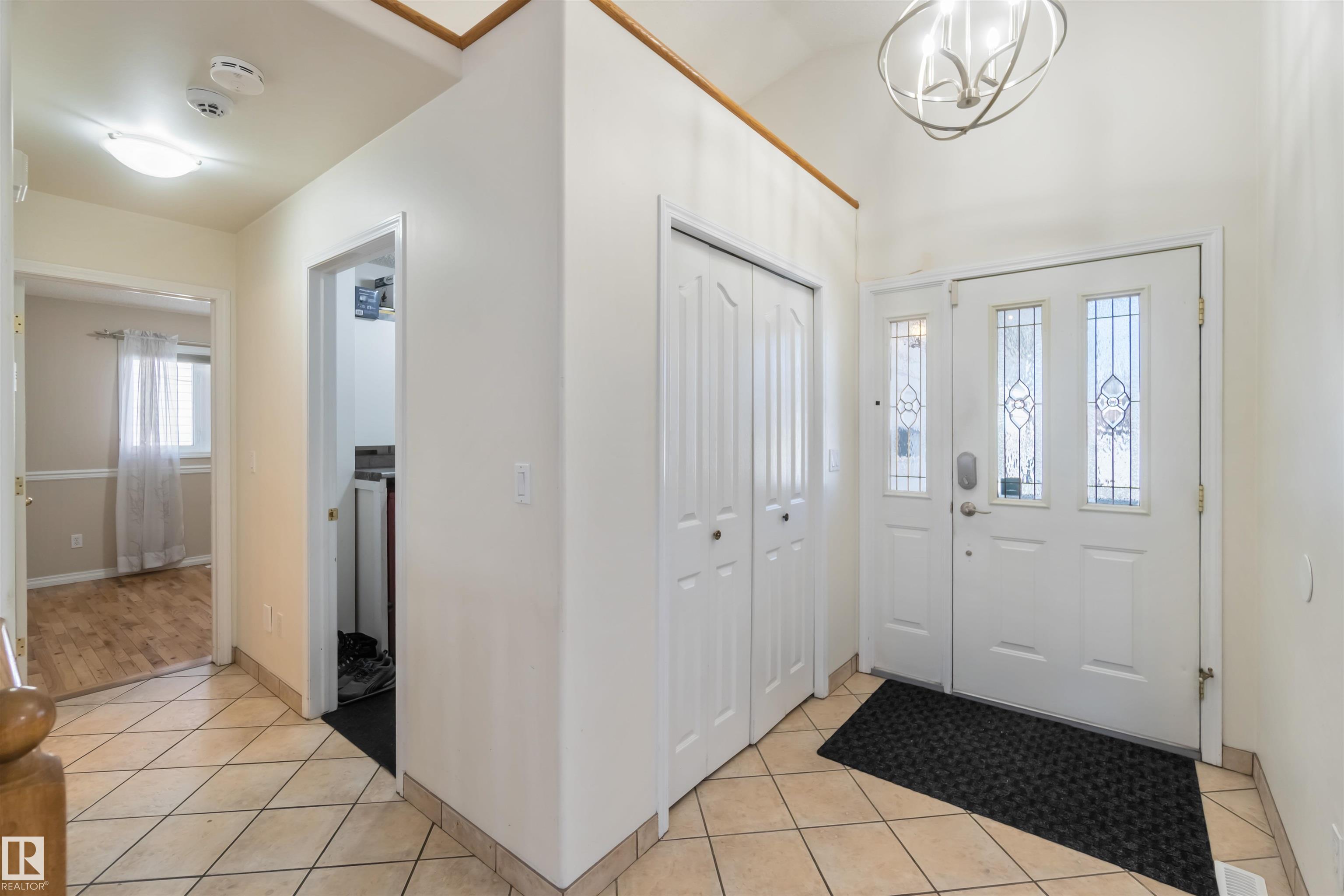 Photo 7 at 16012 78 Street NW, Mayliewan, Edmonton