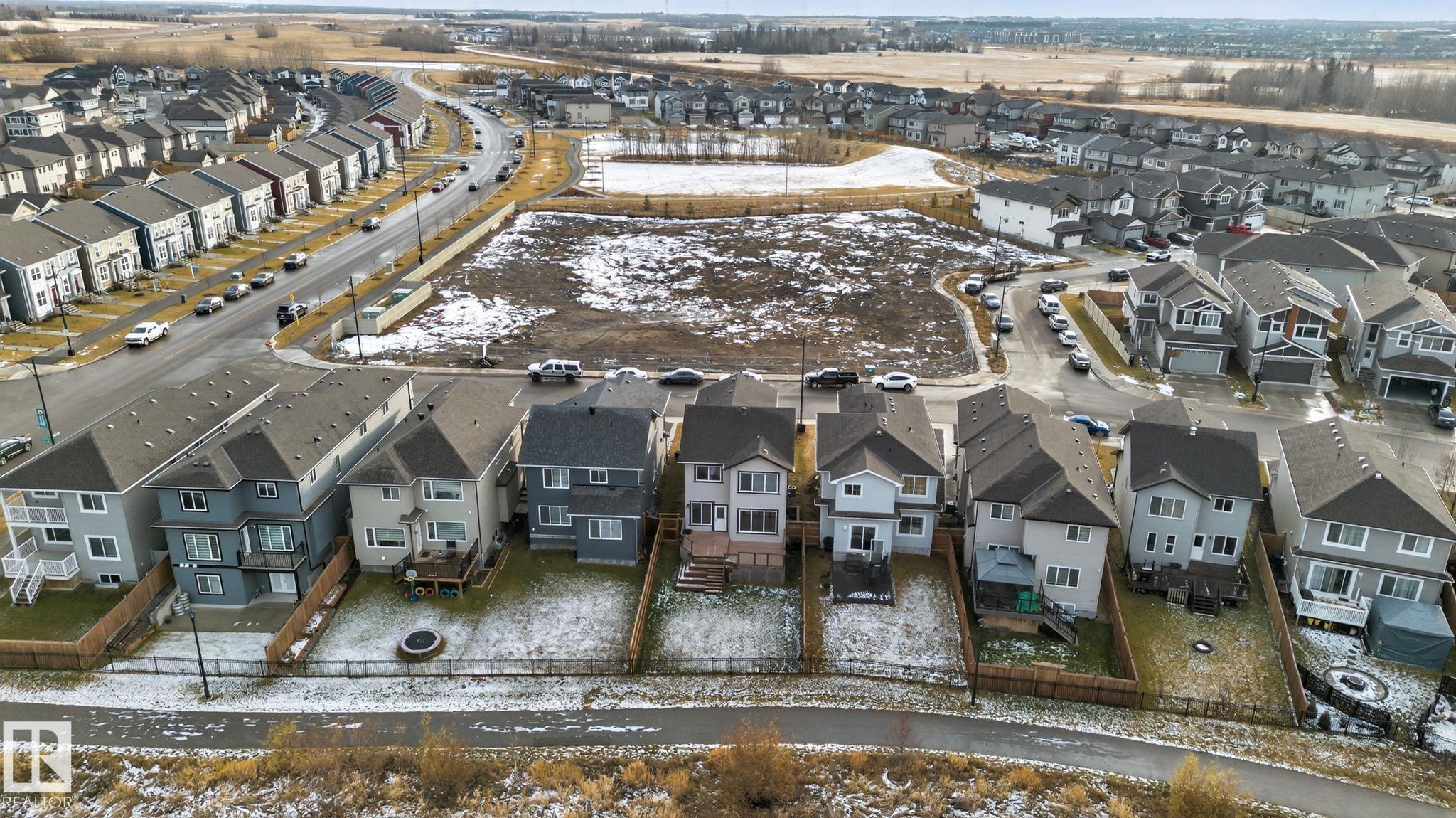 Photo 41 at 3319 8 Street NW, Maple Crest, Edmonton