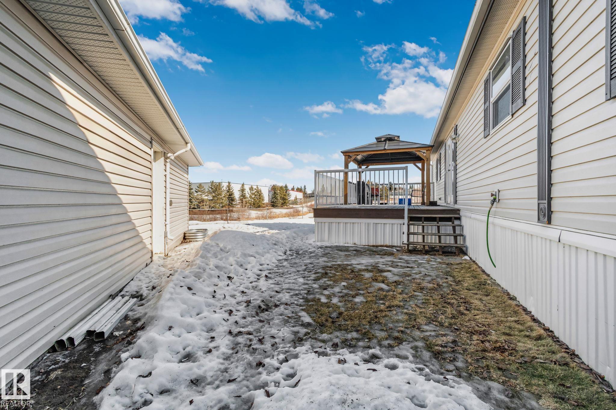 Picture for 440 Oak Wood CR NW