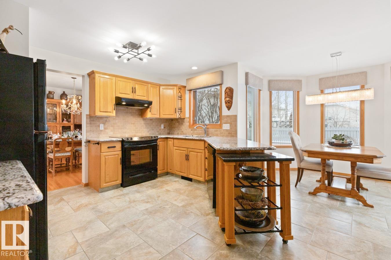 Photo 7 at 4 Harmony Place, Heritage Hills, Sherwood Park