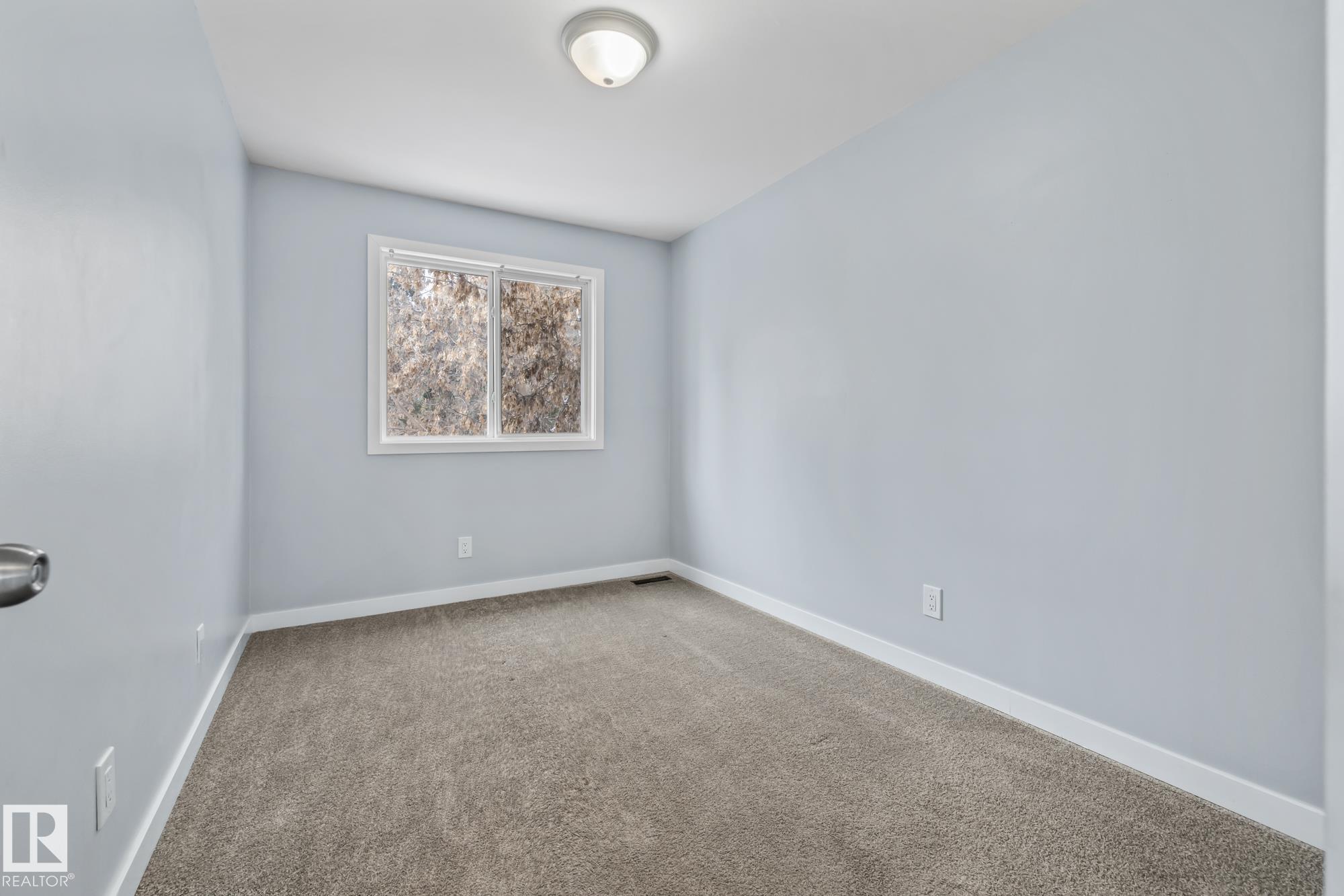 Photo 18 at 2149 141 Avenue NW, Bannerman, Edmonton