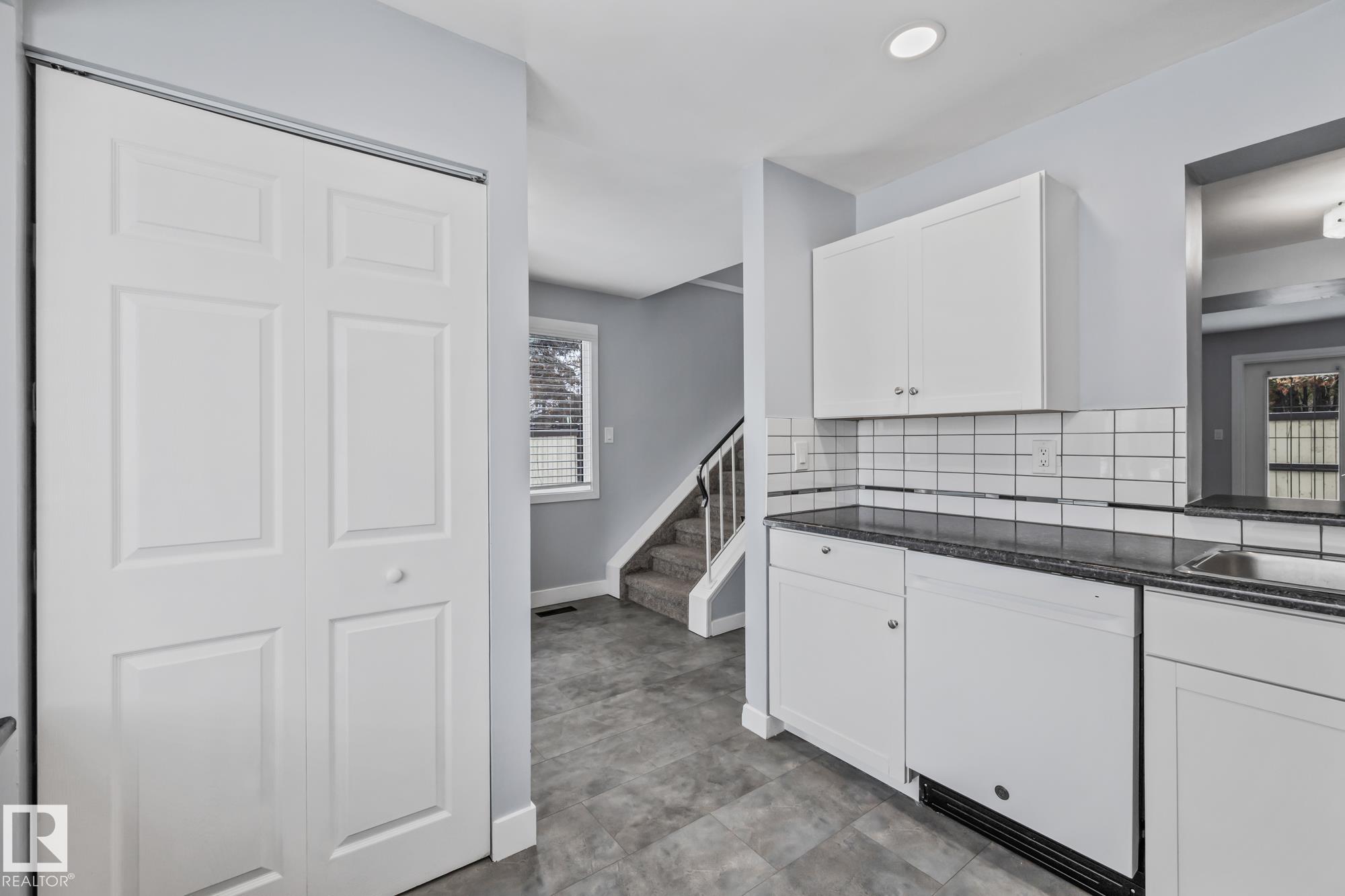 Photo 9 at 2149 141 Avenue NW, Bannerman, Edmonton