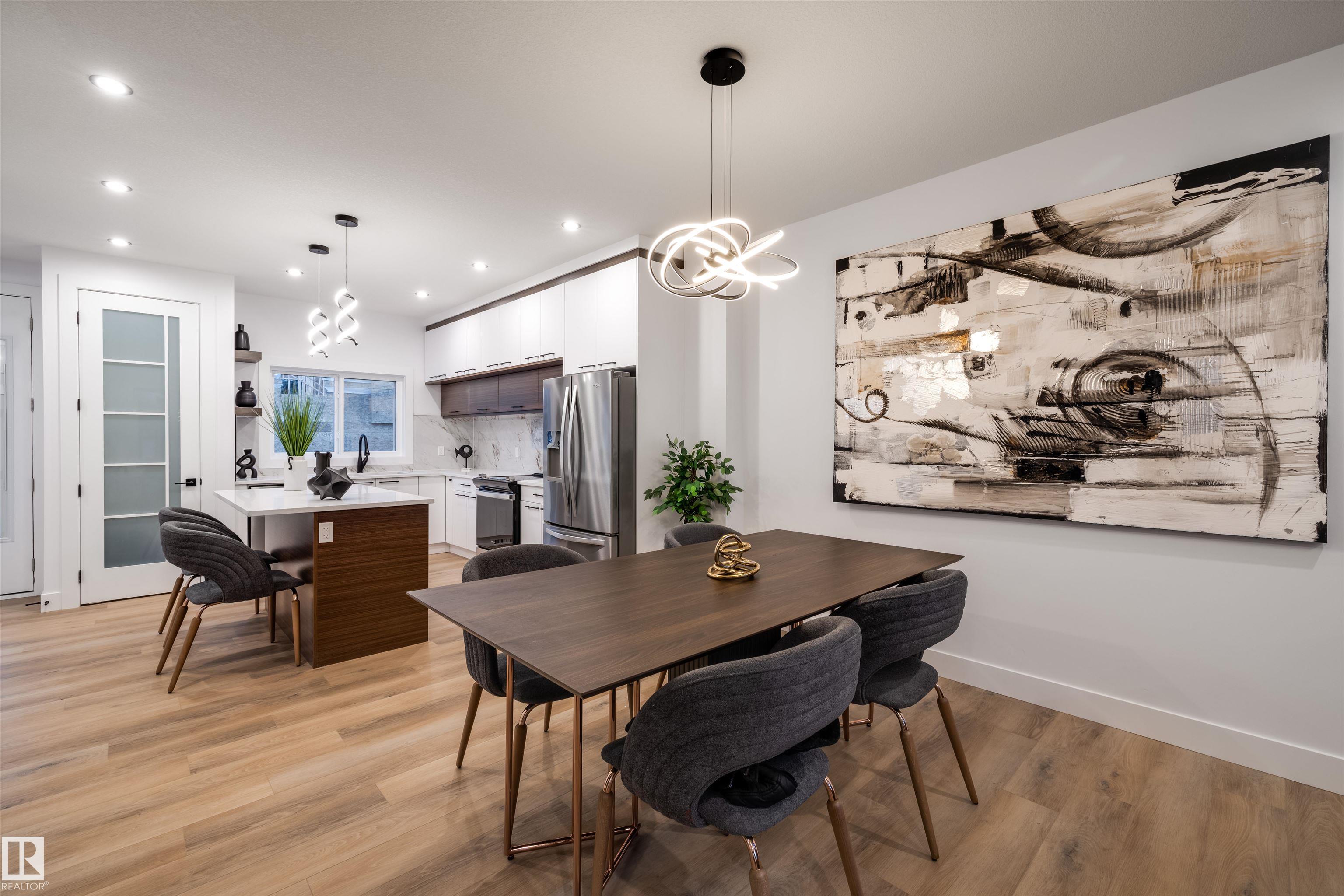 Photo 11 at 11155 62 Avenue NW, Parkallen, Edmonton