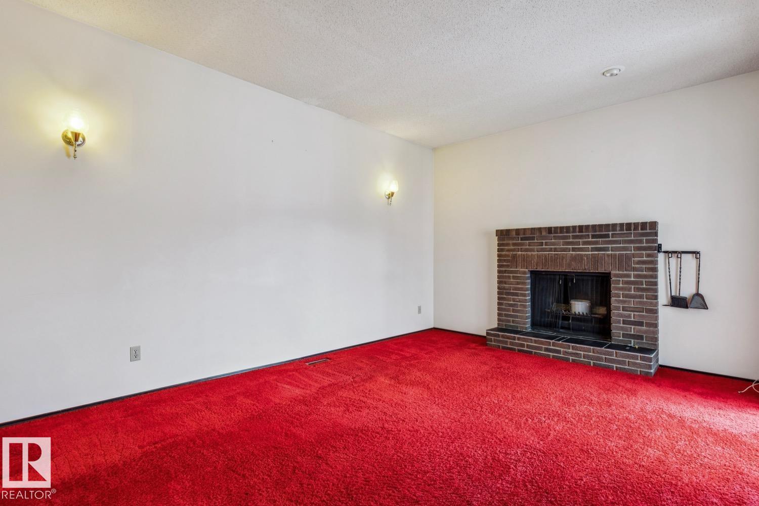 Photo 19 at 5512 150 Avenue NW, Casselman, Edmonton