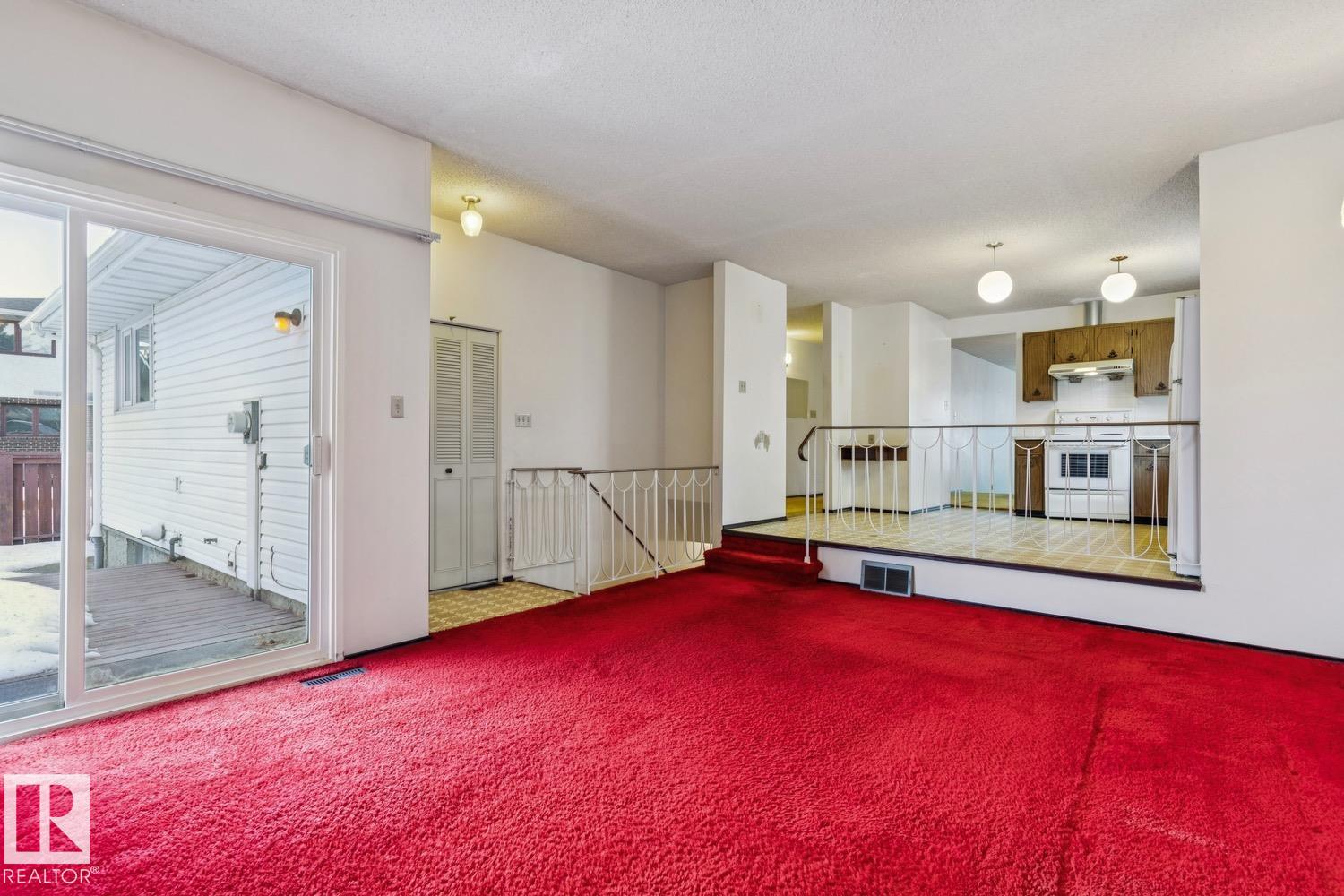 Photo 21 at 5512 150 Avenue NW, Casselman, Edmonton