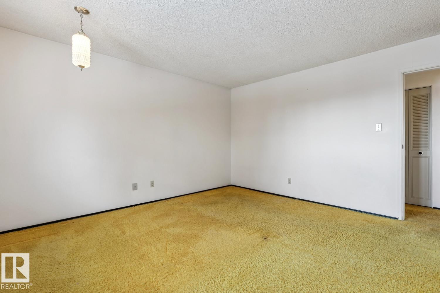 Photo 24 at 5512 150 Avenue NW, Casselman, Edmonton