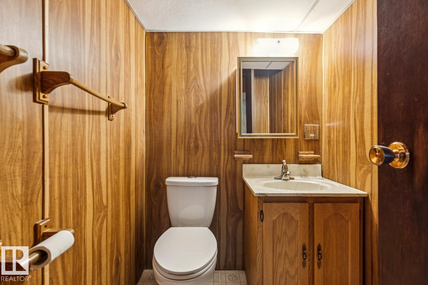 Photo 38 at 5512 150 Avenue NW, Casselman, Edmonton