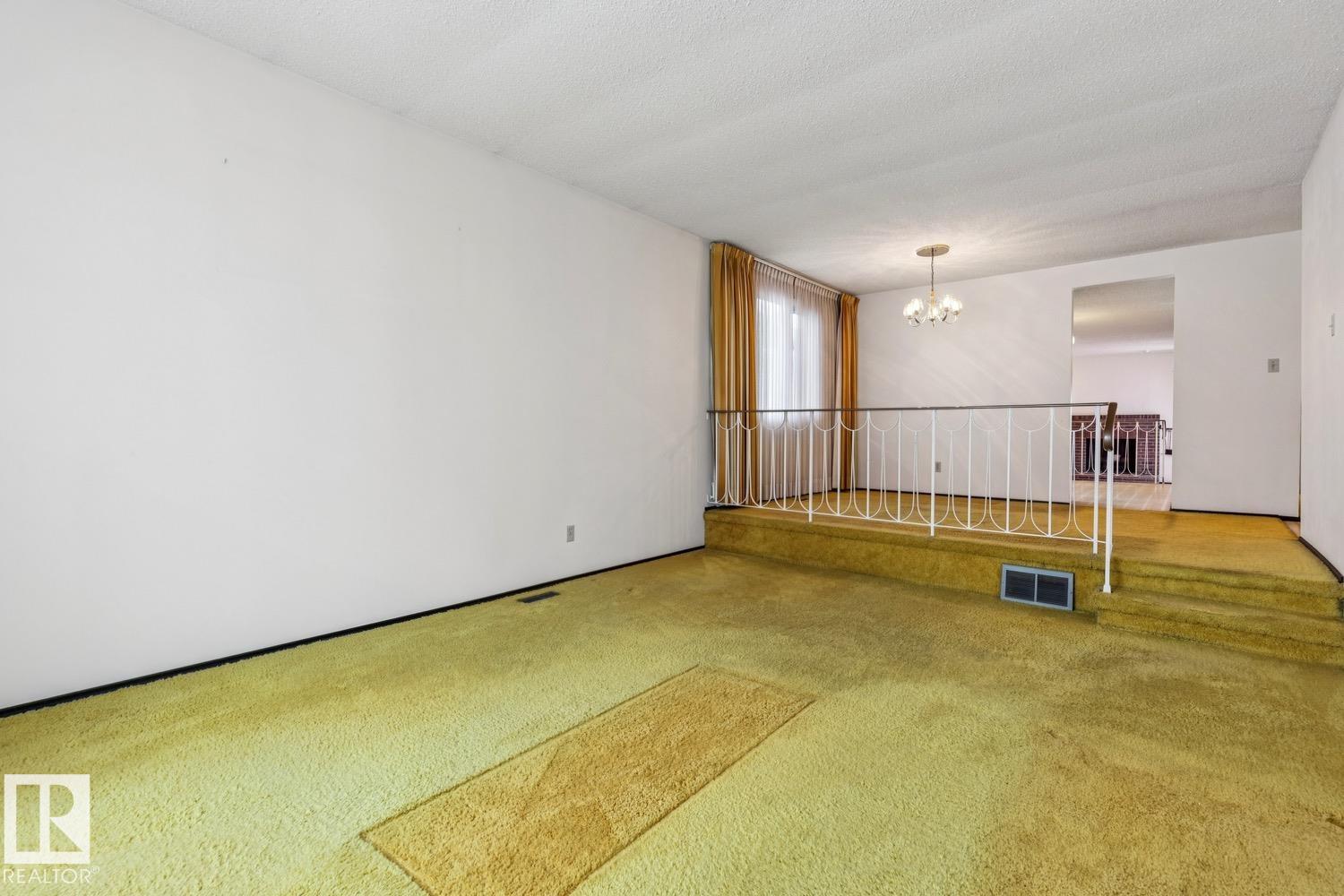 Photo 9 at 5512 150 Avenue NW, Casselman, Edmonton