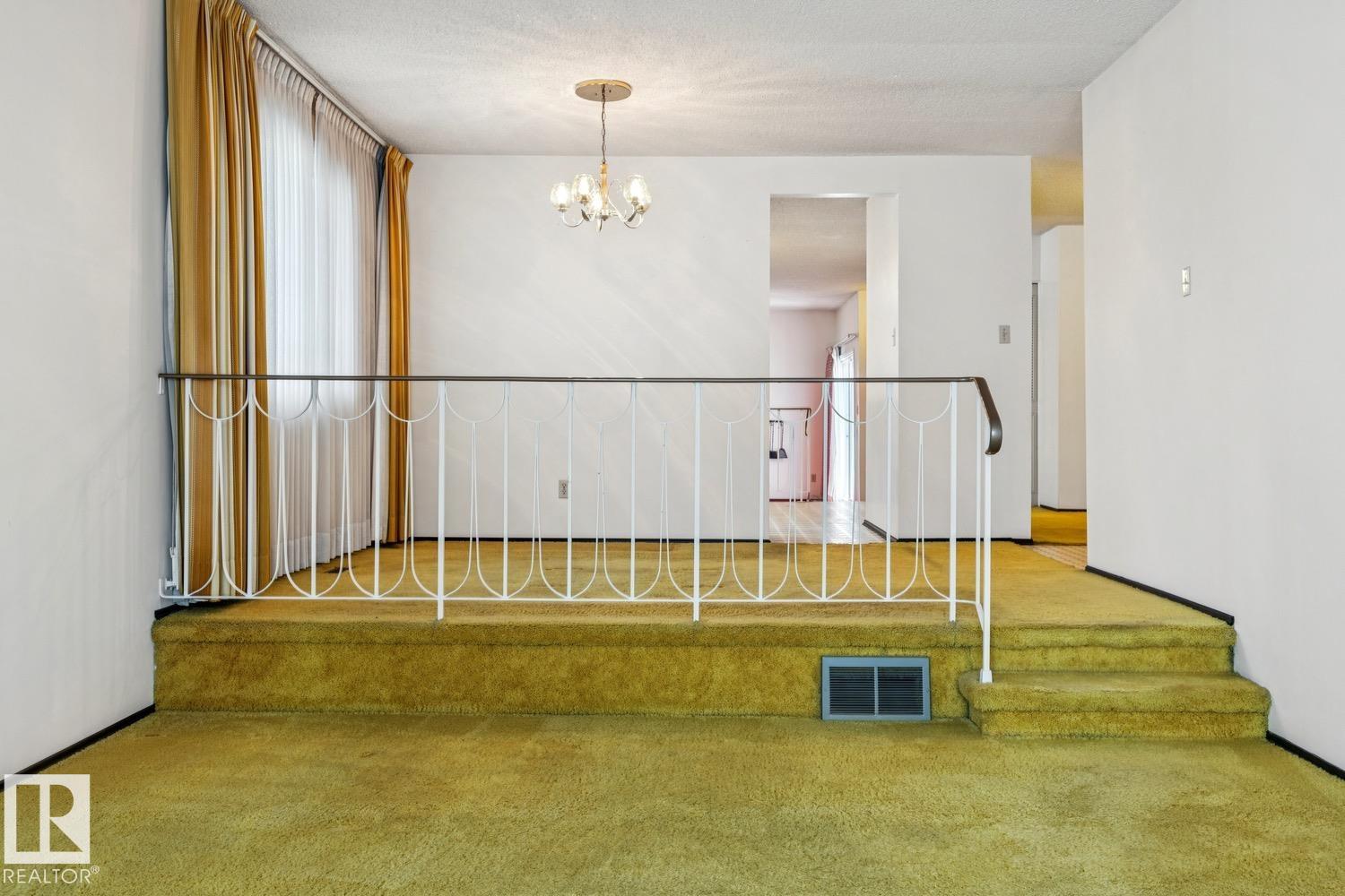 Photo 10 at 5512 150 Avenue NW, Casselman, Edmonton