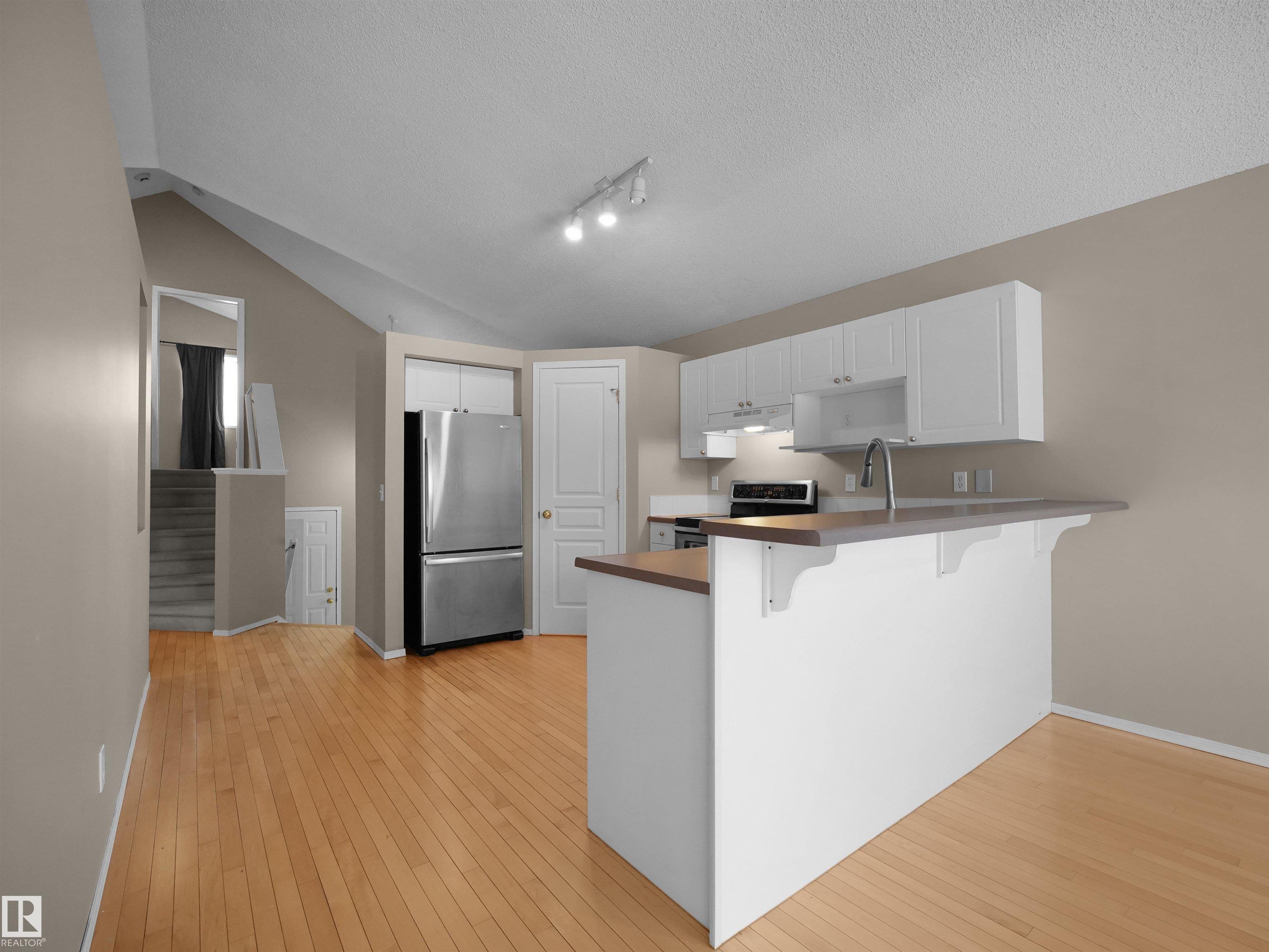 Photo 18 at 3576 Mclean Crescent SW, Macewan, Edmonton