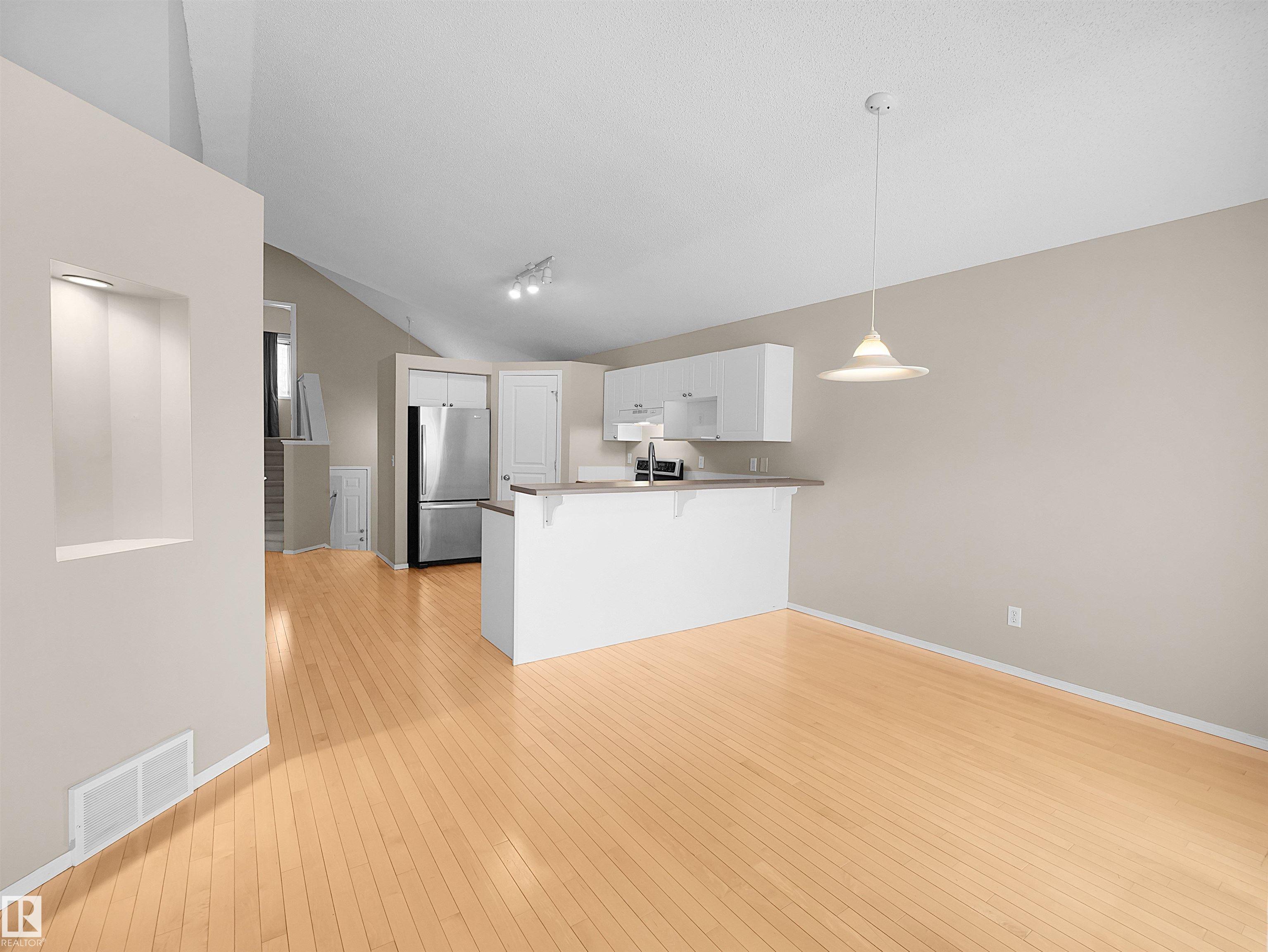 Photo 25 at 3576 Mclean Crescent SW, Macewan, Edmonton