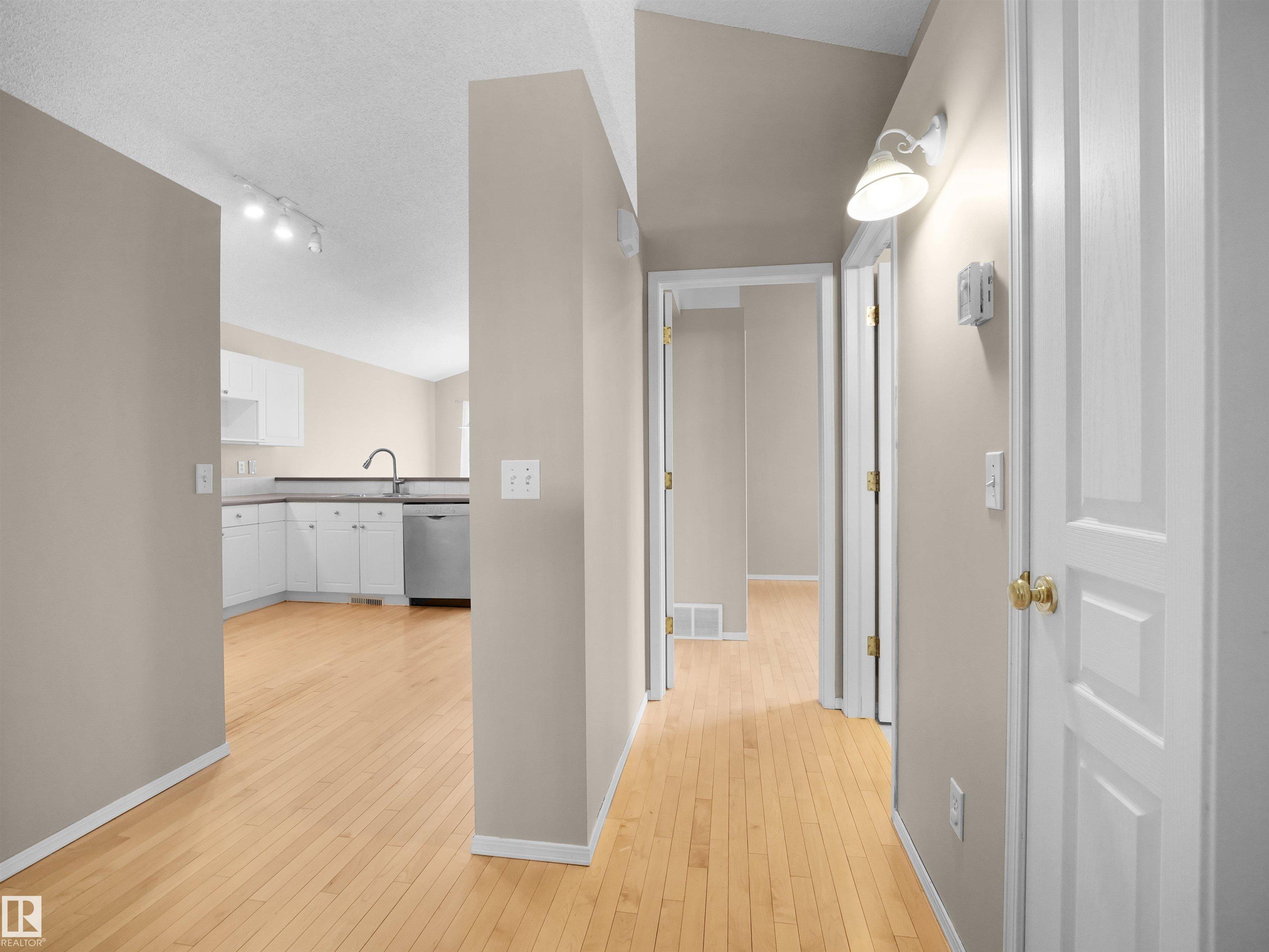 Photo 27 at 3576 Mclean Crescent SW, Macewan, Edmonton